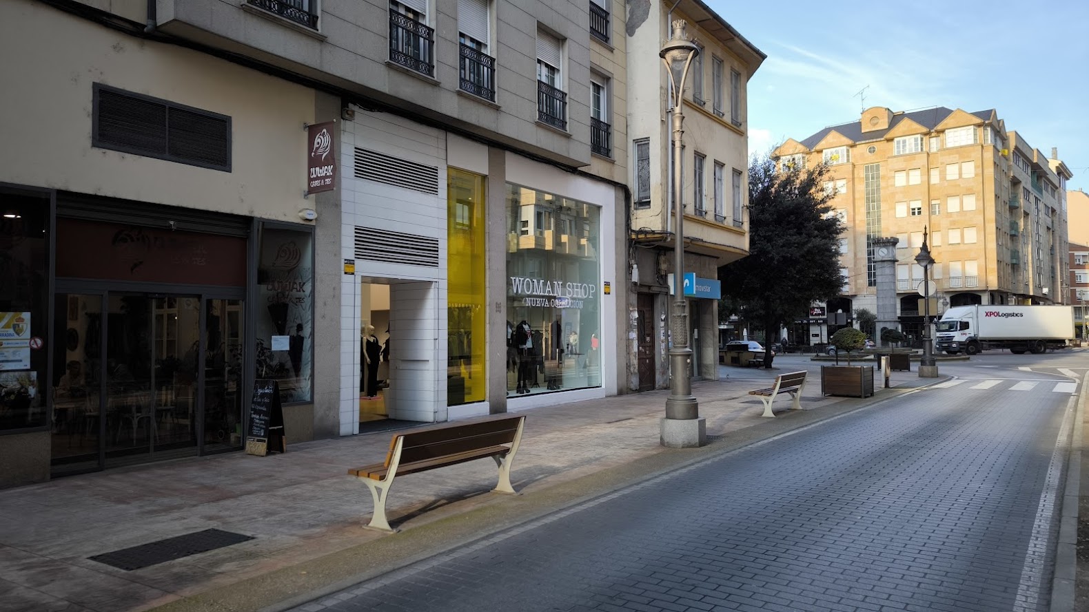 Woman Shop abre en el local de la desaparecida tienda Sheika en la Calle Camino de Santiago 2