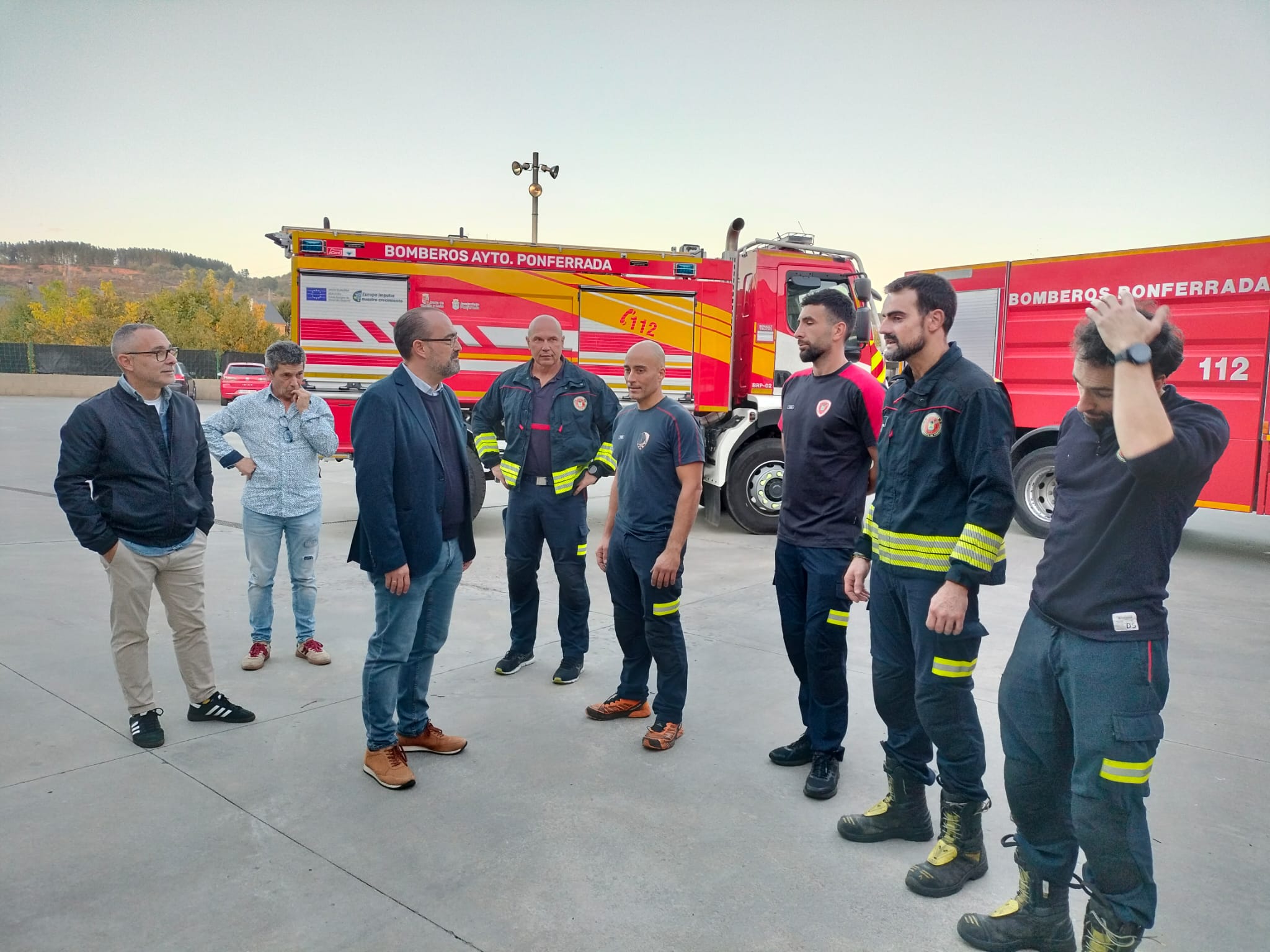 El Ayuntamiento de Ponferrada desplaza cinco bomberos a Valencia para ayudar en las labores de rescate y limpieza 1