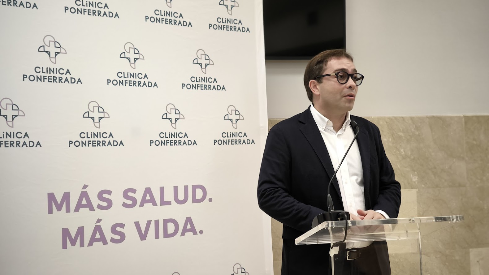 El doctor Diego Arias asume la gerencia de Clínica Ponferrada con el compromiso de "apostar por El Bierzo" 2