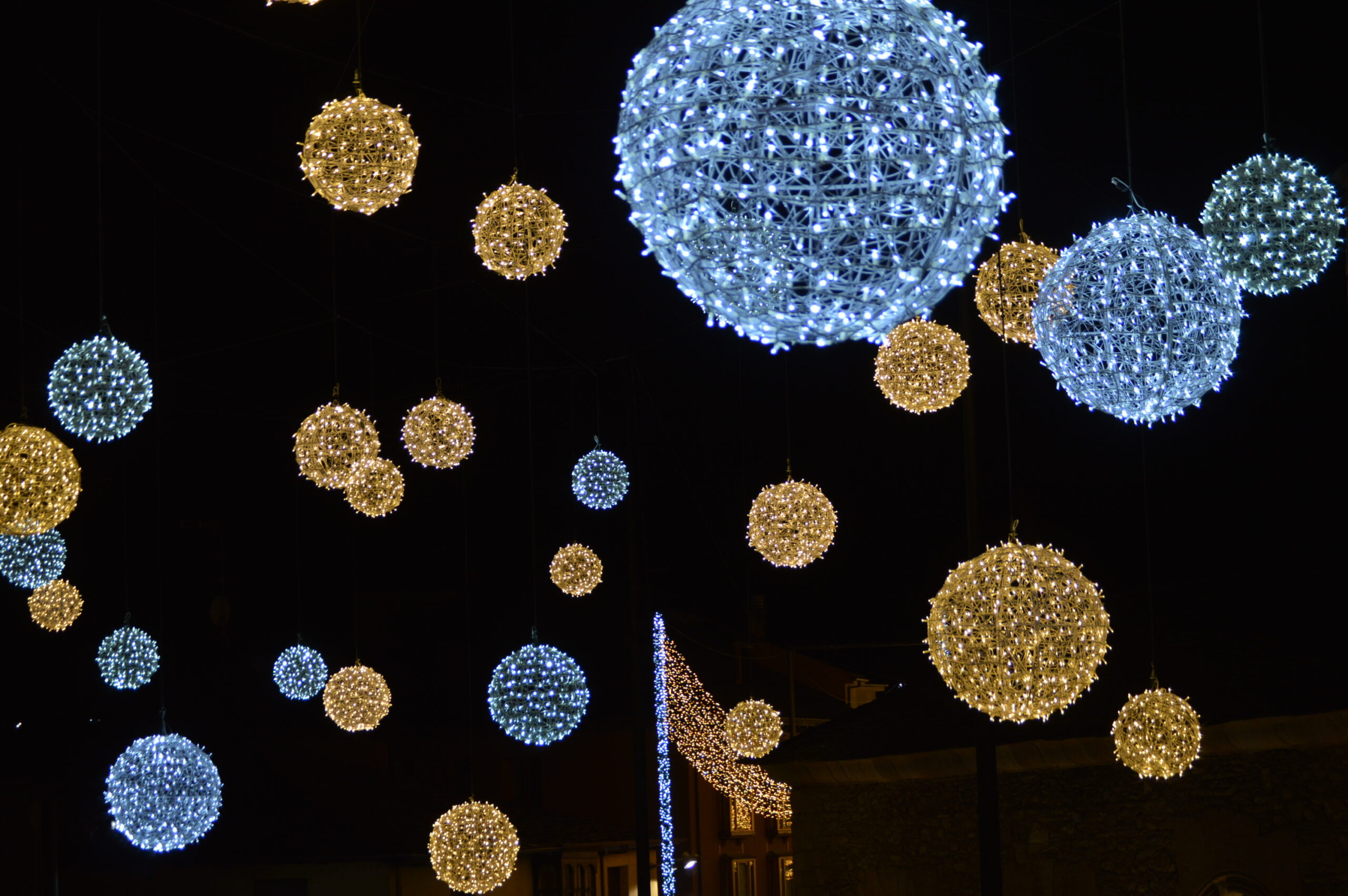 Fotos |Ponferrada se ilumina de Navidad para disfrute de niños y mayores 15