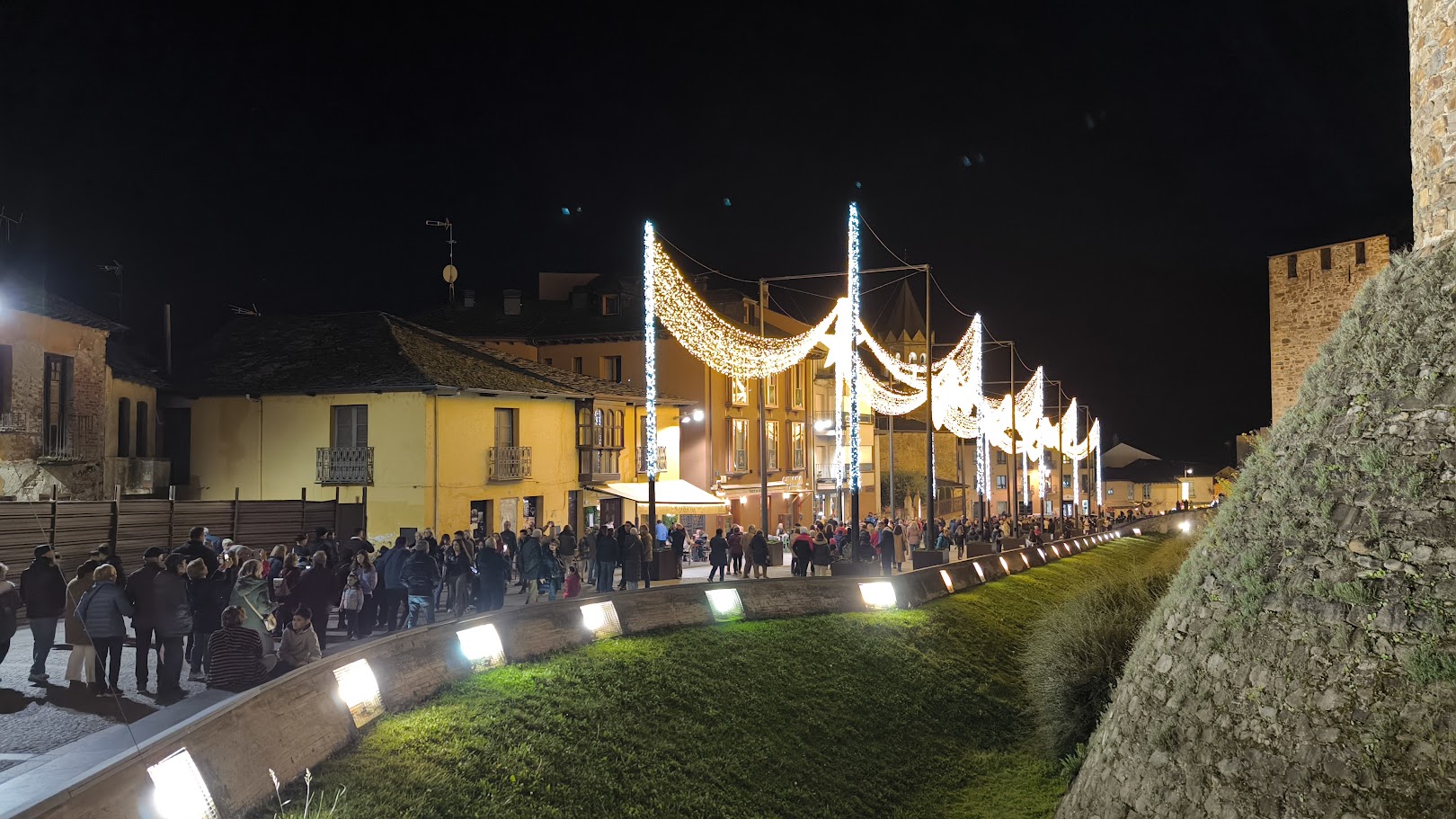 Fotos |Ponferrada se ilumina de Navidad para disfrute de niños y mayores 19