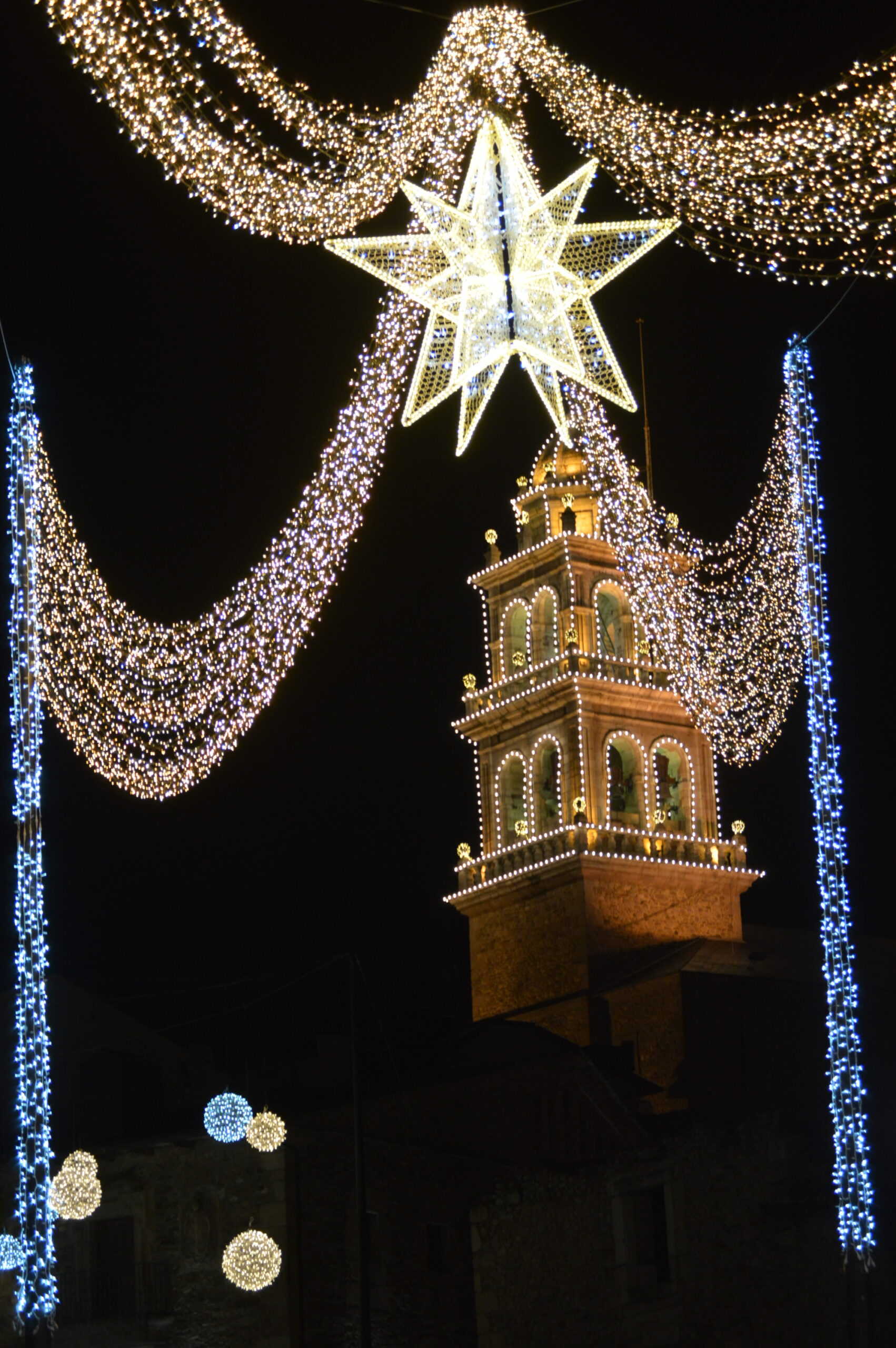 Fotos |Ponferrada se ilumina de Navidad para disfrute de niños y mayores 21