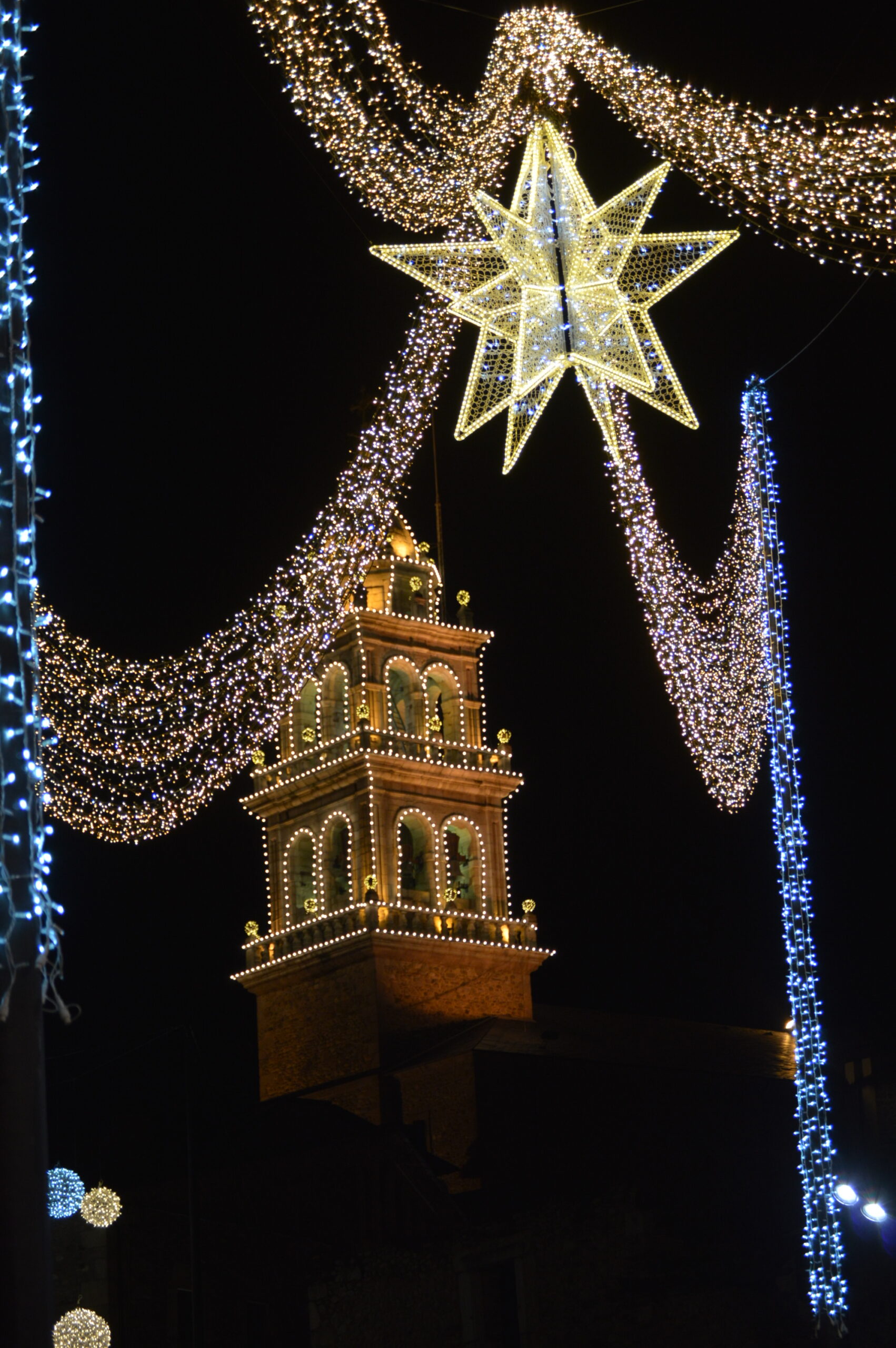 Fotos |Ponferrada se ilumina de Navidad para disfrute de niños y mayores 20