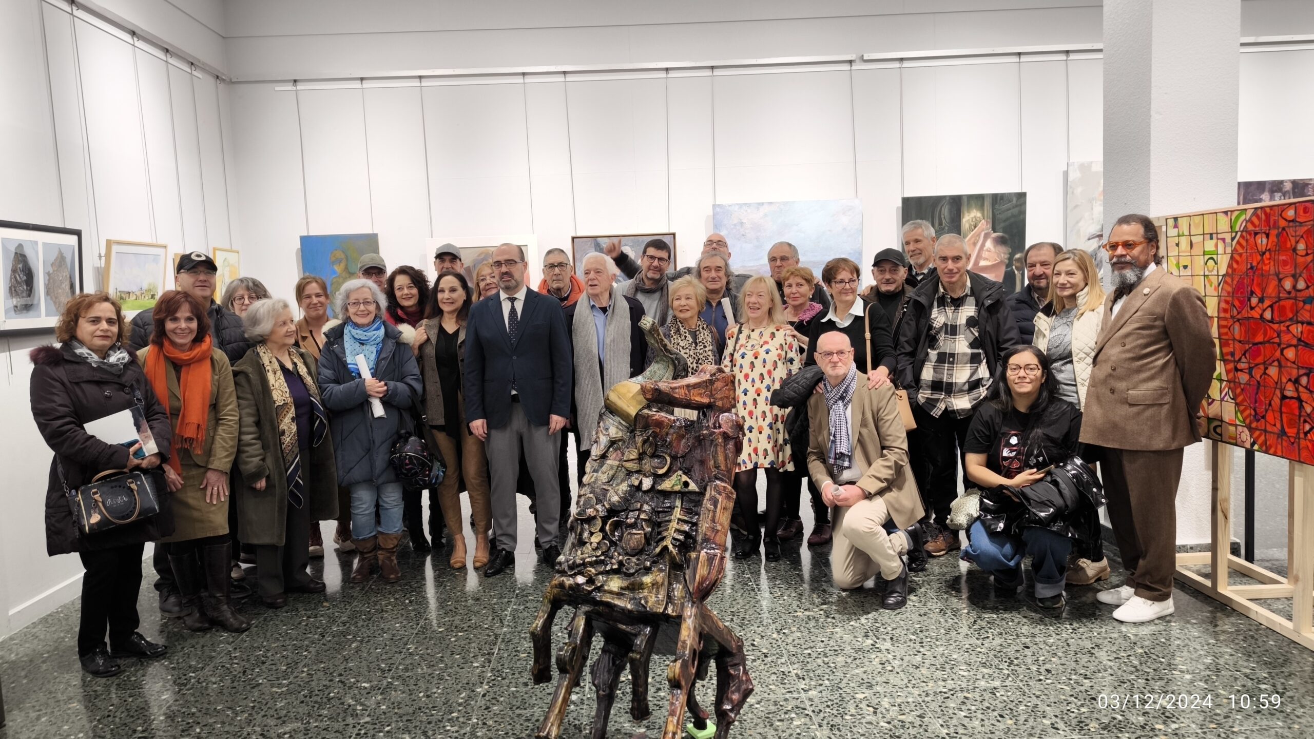 La Asociación de Pintores del Bierzo celebra 25 años de arte en una exposición colectiva 1