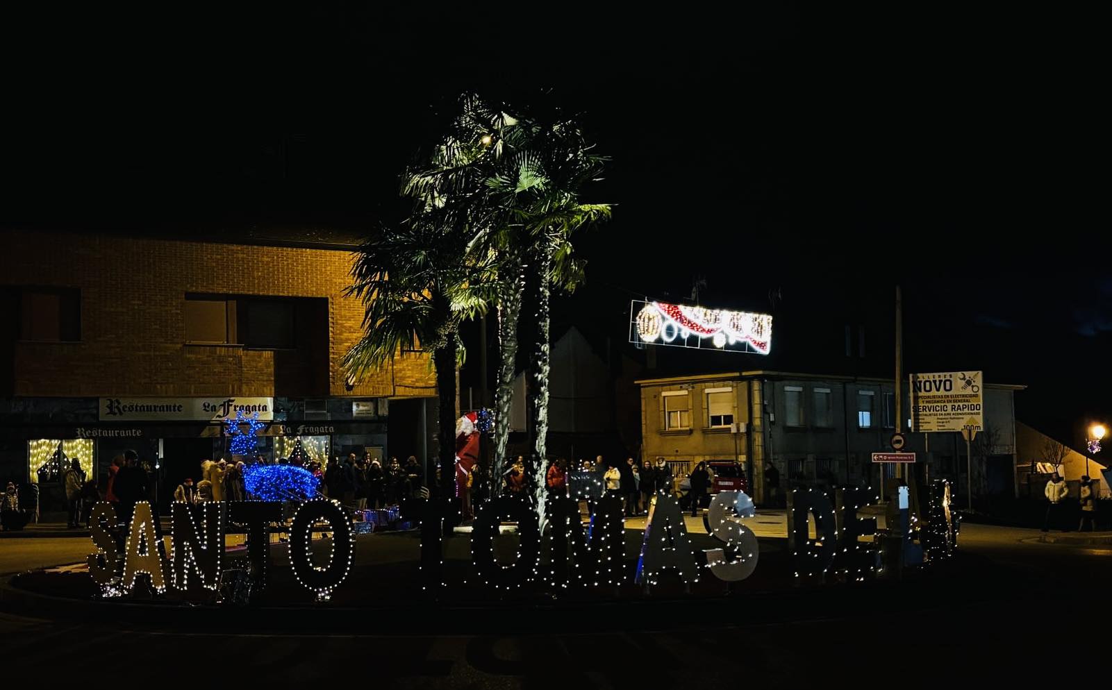 Santo Tomás de las Ollas celebra el encendido de su iluminación navideña 2