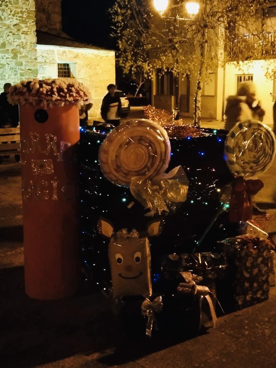 Santo Tomás de las Ollas celebra el encendido de su iluminación navideña 4