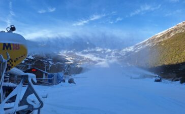 La producción de nieve artificial y la temperatura permiten reabrir la estación de San Isidro 2