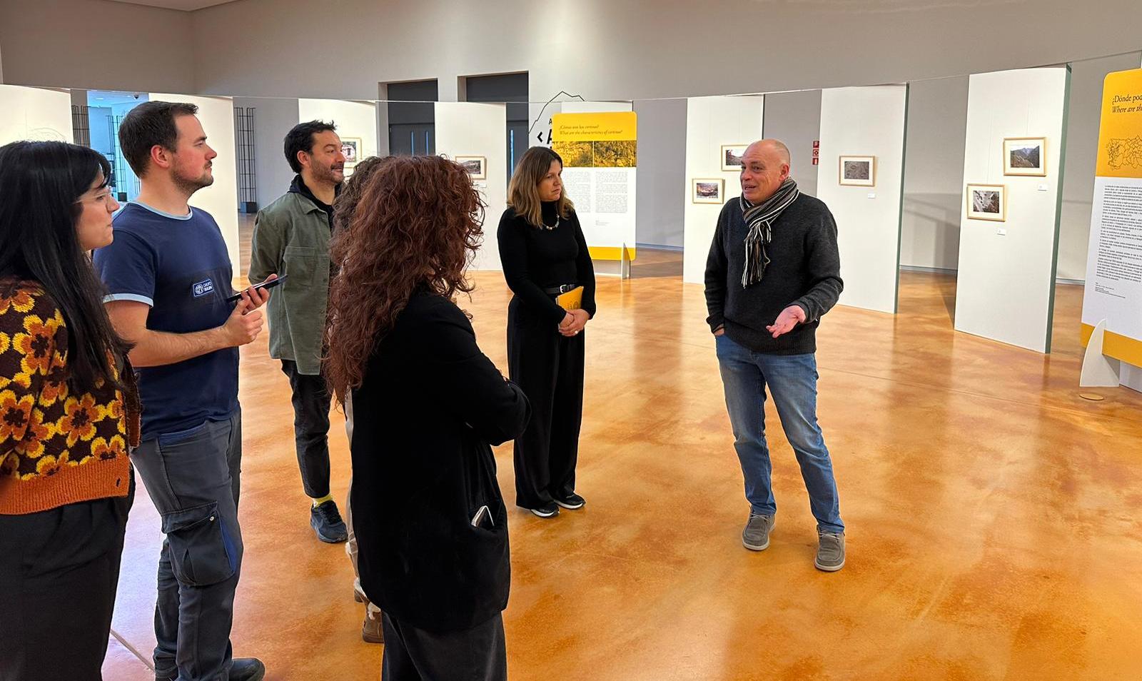 La exposición ‘Cortinos. Colmenares tradicionales del occidente de Asturias’ llega a La Térmica Cultural 1