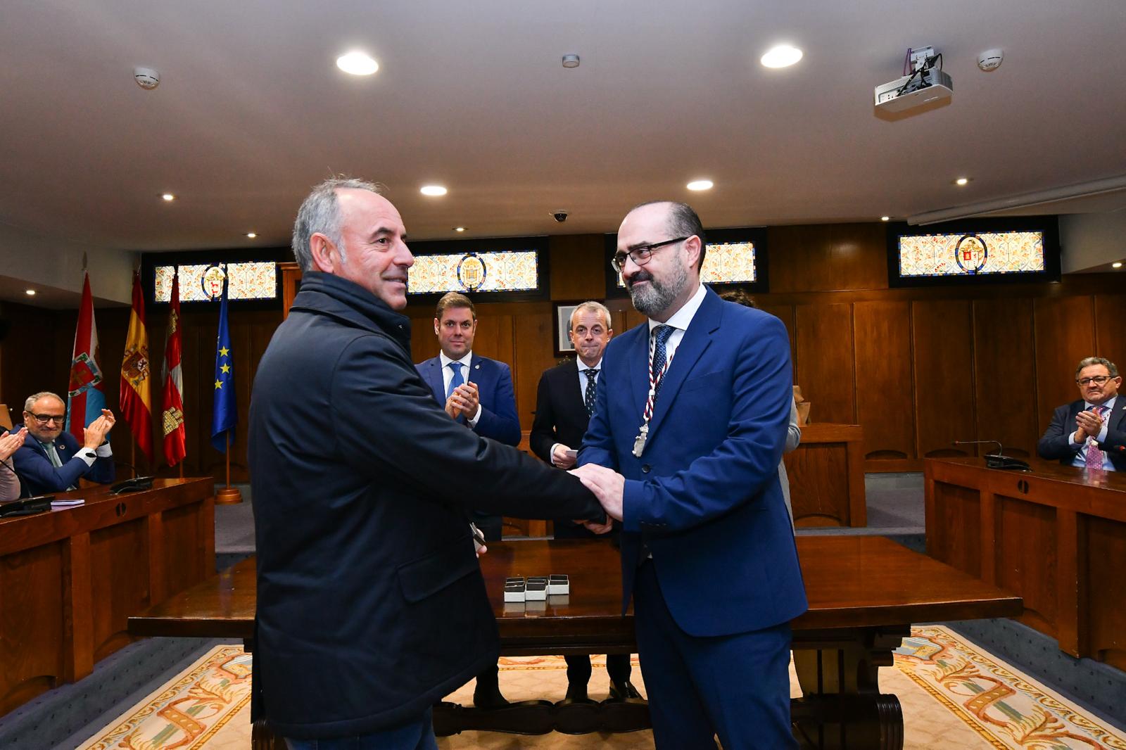 El Ayuntamiento de Ponferrada rinde homenaje a sus jubilados con motivo de Las Candelas 5