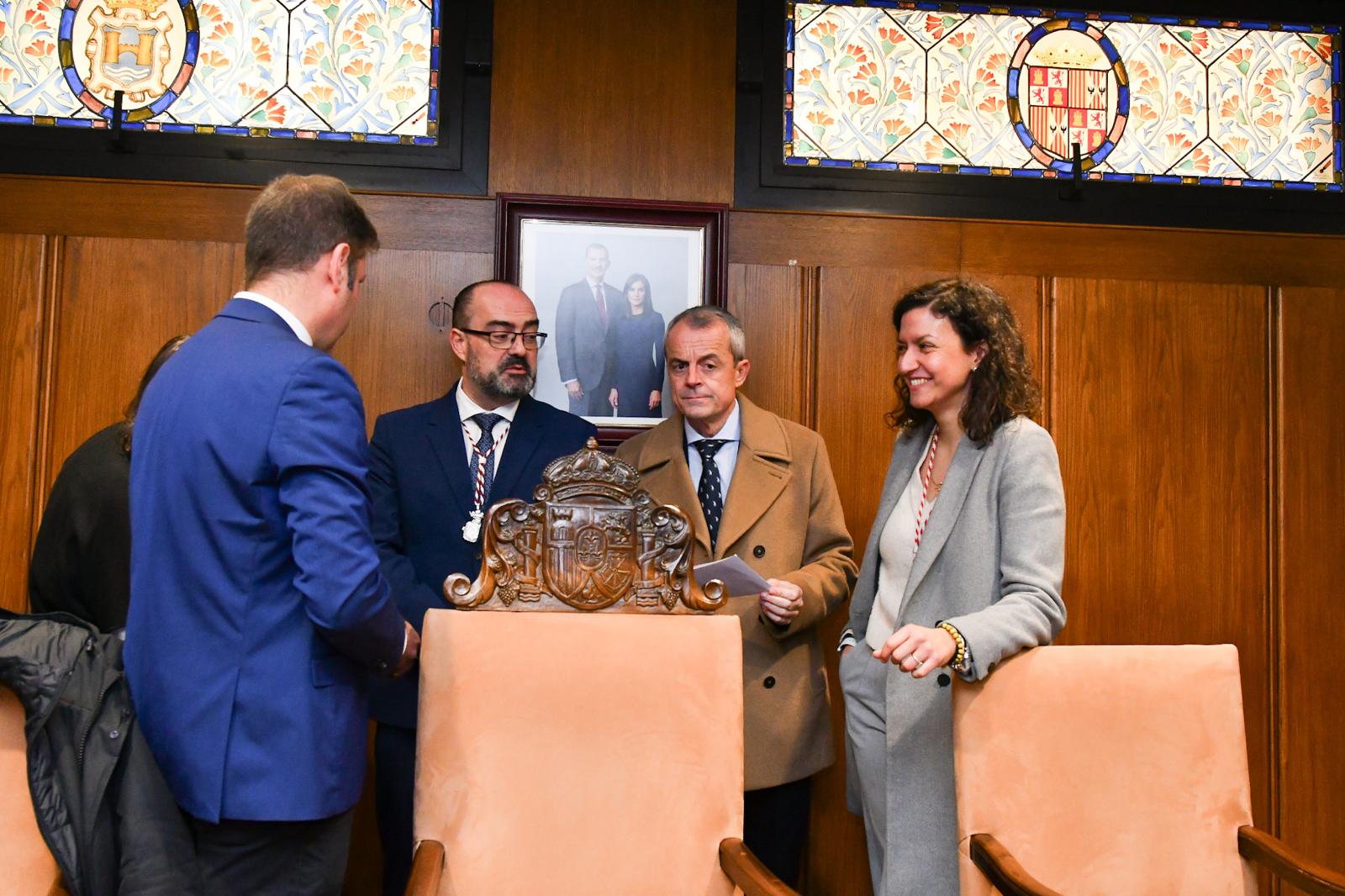 El Ayuntamiento de Ponferrada rinde homenaje a sus jubilados con motivo de Las Candelas 18