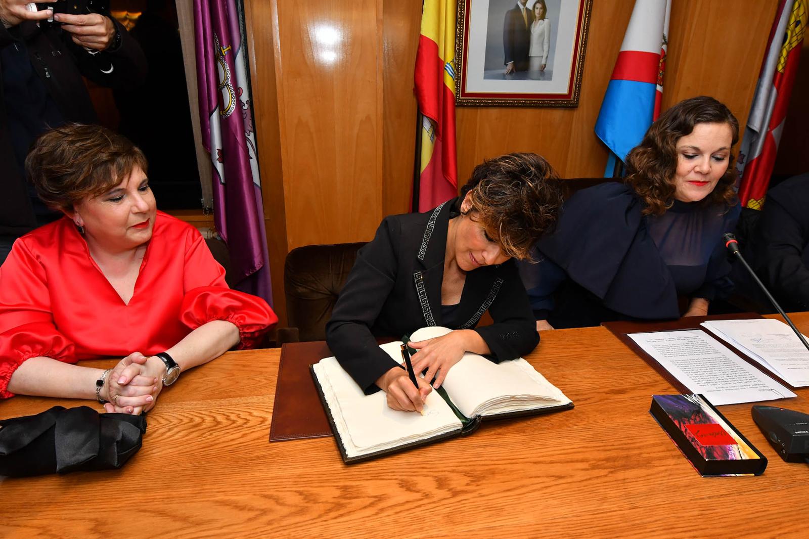 Bembibre celebra el LII Festival del Botillo con Sonsoles Ónega y Soraya como protagonistas 14