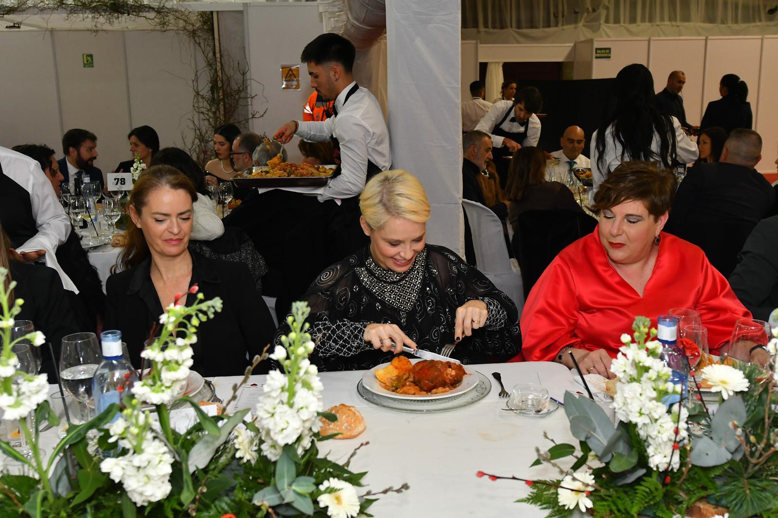 Bembibre celebra el LII Festival del Botillo con Sonsoles Ónega y Soraya como protagonistas 44