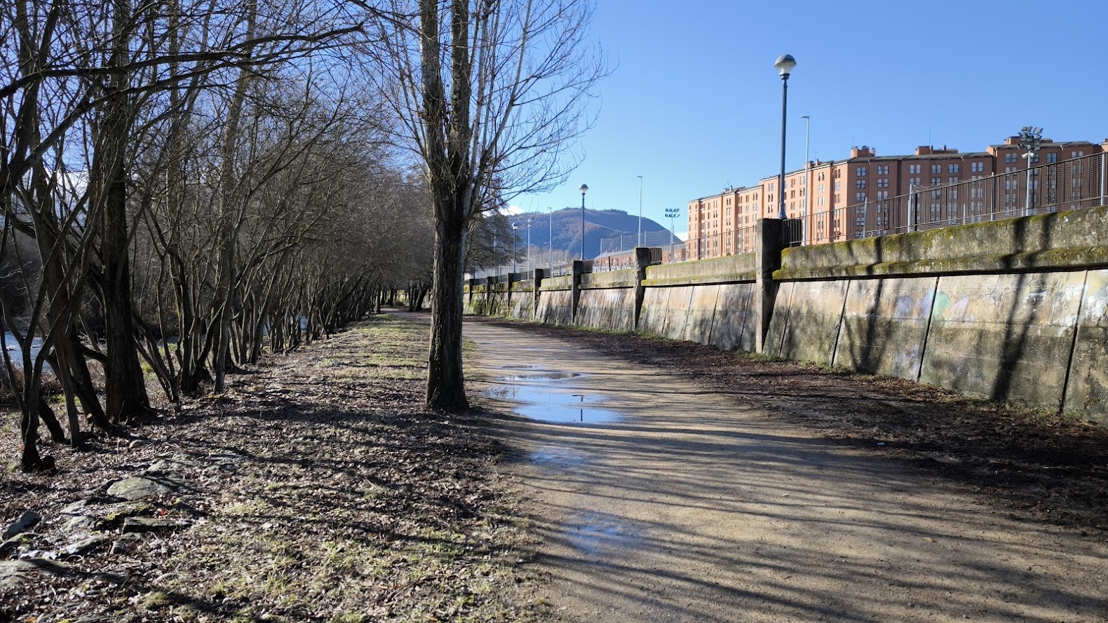 paseo rio sil ponferrada