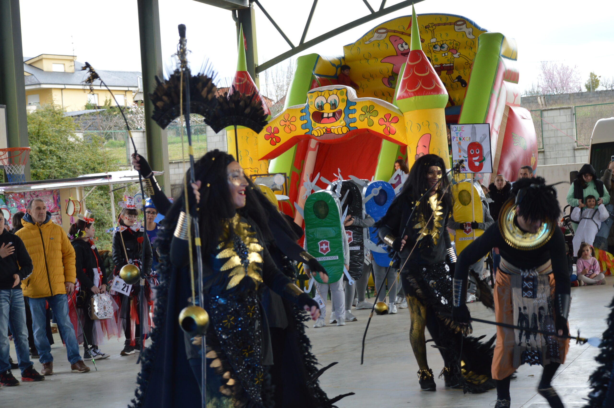 Carnaval 2025 en Cabañas Raras. Las ganas de disfrutar del desfile pueden con el frío 45