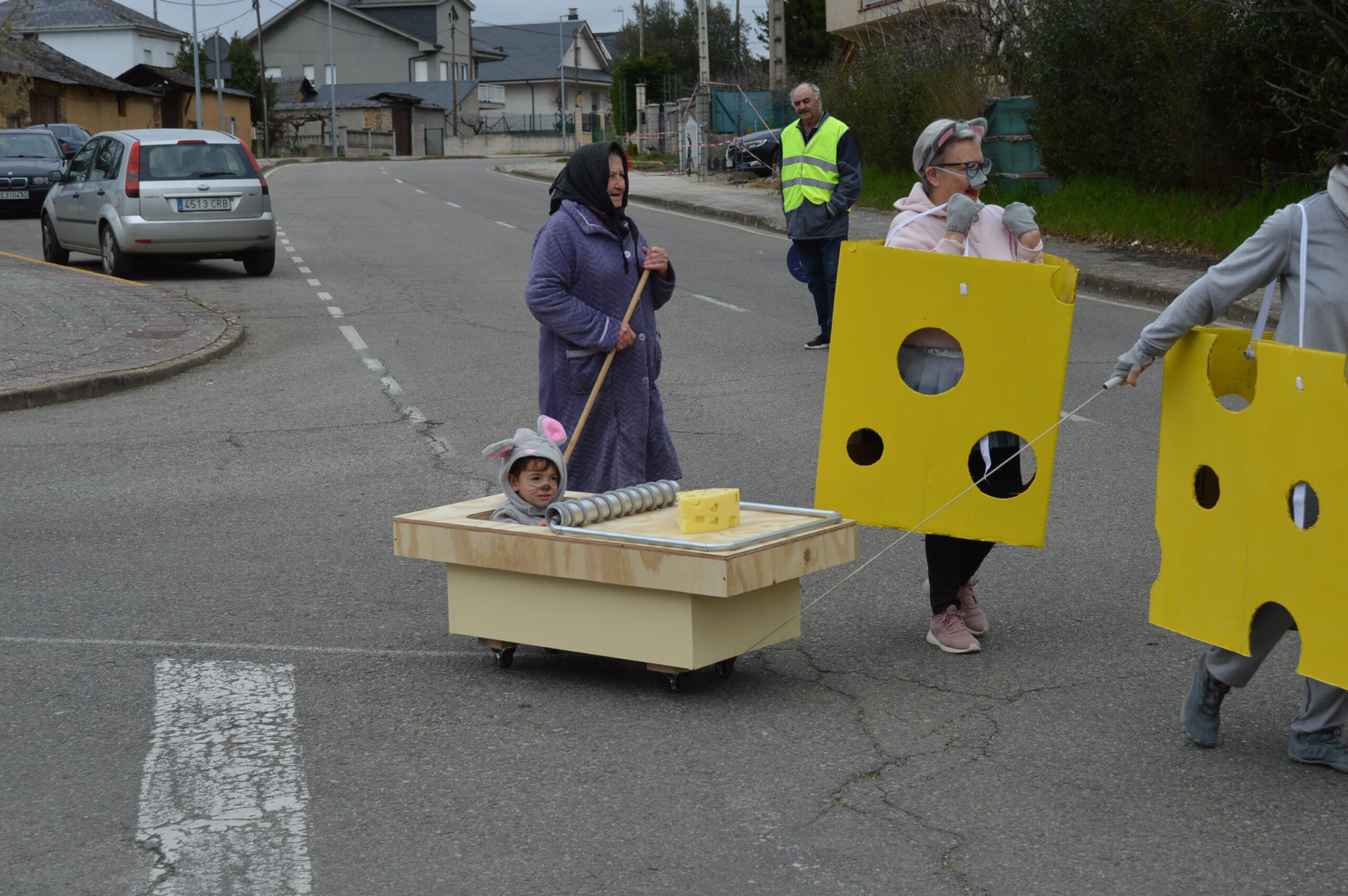 Carnaval 2025 en Cabañas Raras. Las ganas de disfrutar del desfile pueden con el frío 94