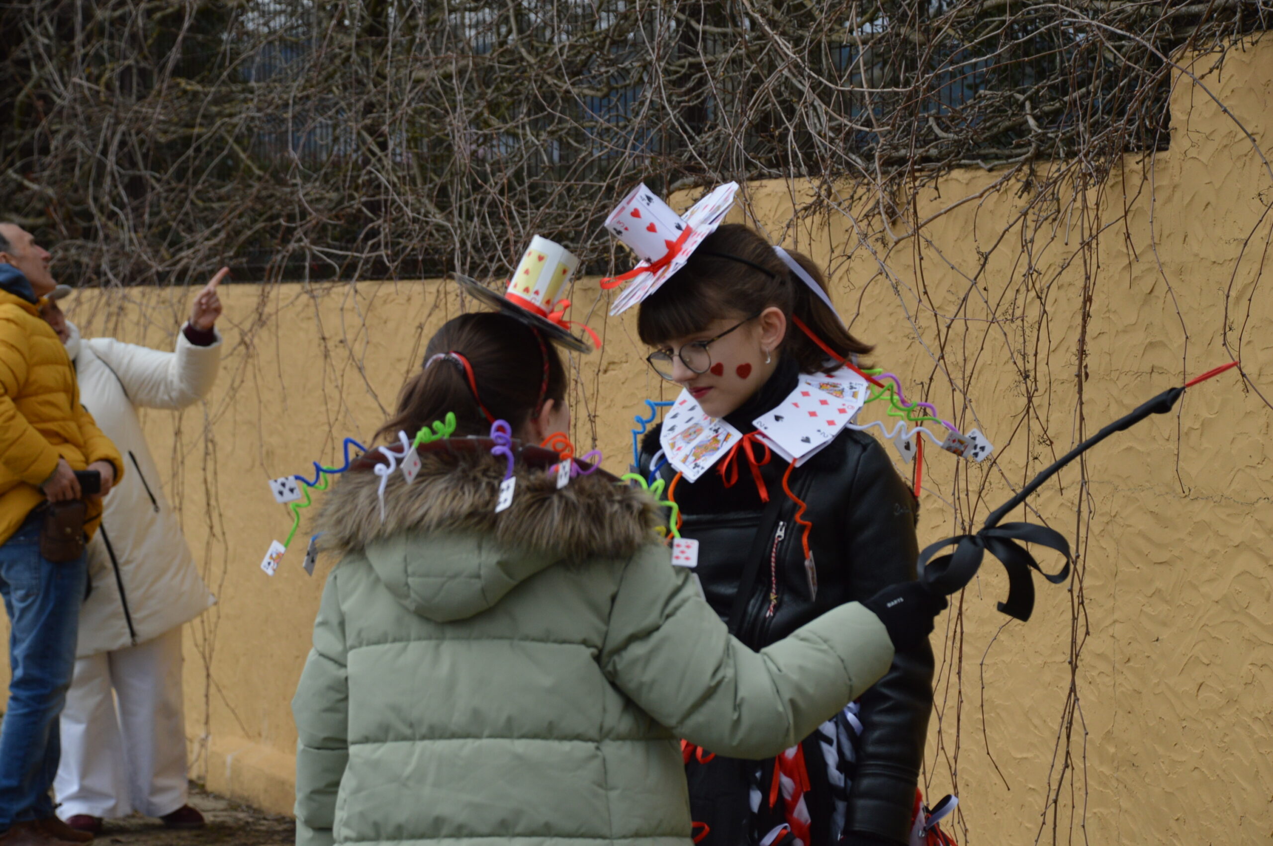 Carnaval 2025 en Cabañas Raras. Las ganas de disfrutar del desfile pueden con el frío 99