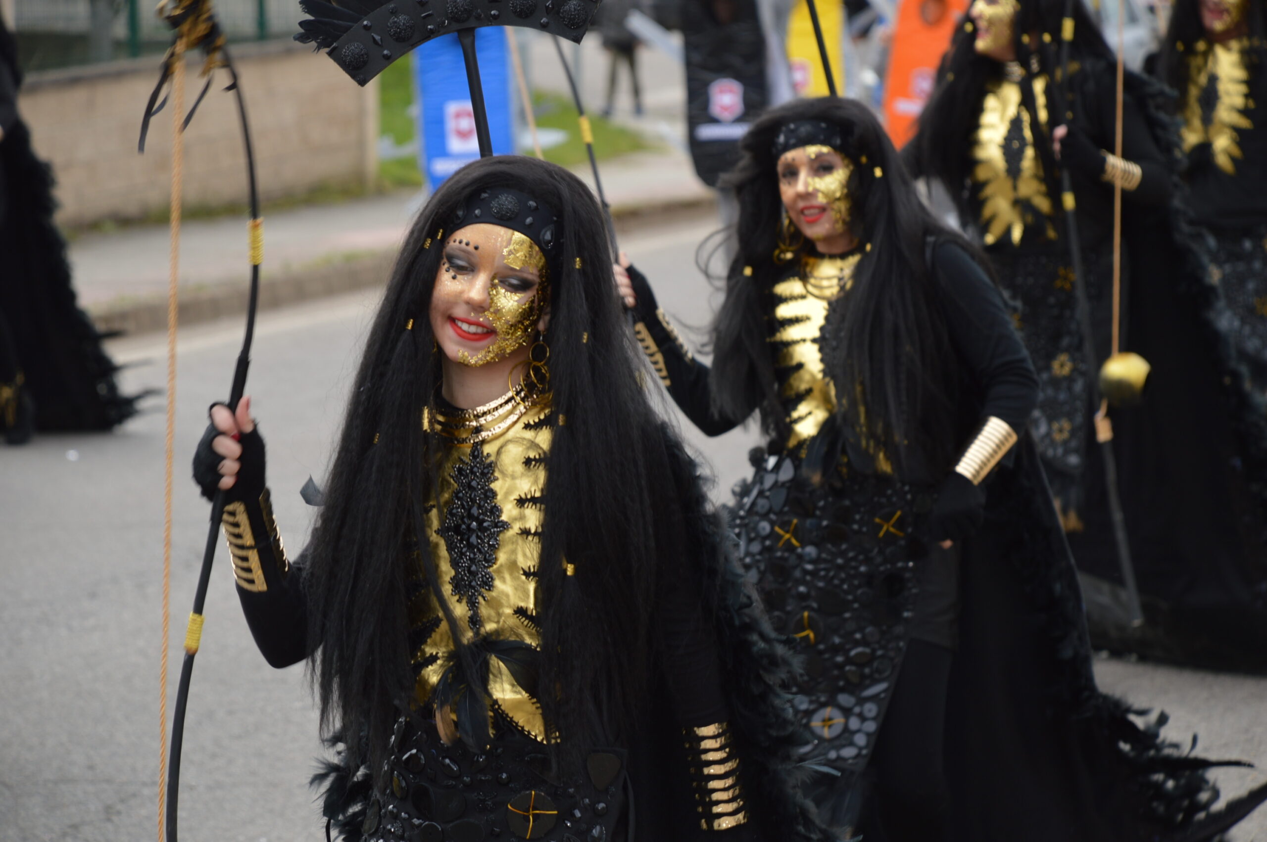 Carnaval 2025 en Cabañas Raras. Las ganas de disfrutar del desfile pueden con el frío 105