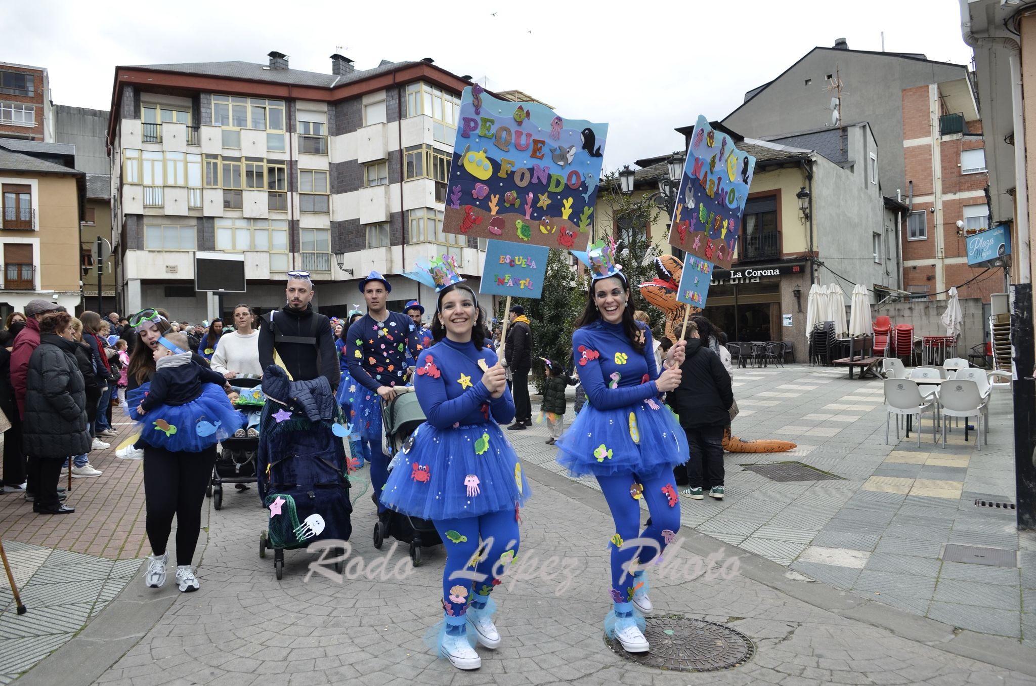 Las Calles de Bembibre se llenan de color en el Desfile de Carnaval 2025 25