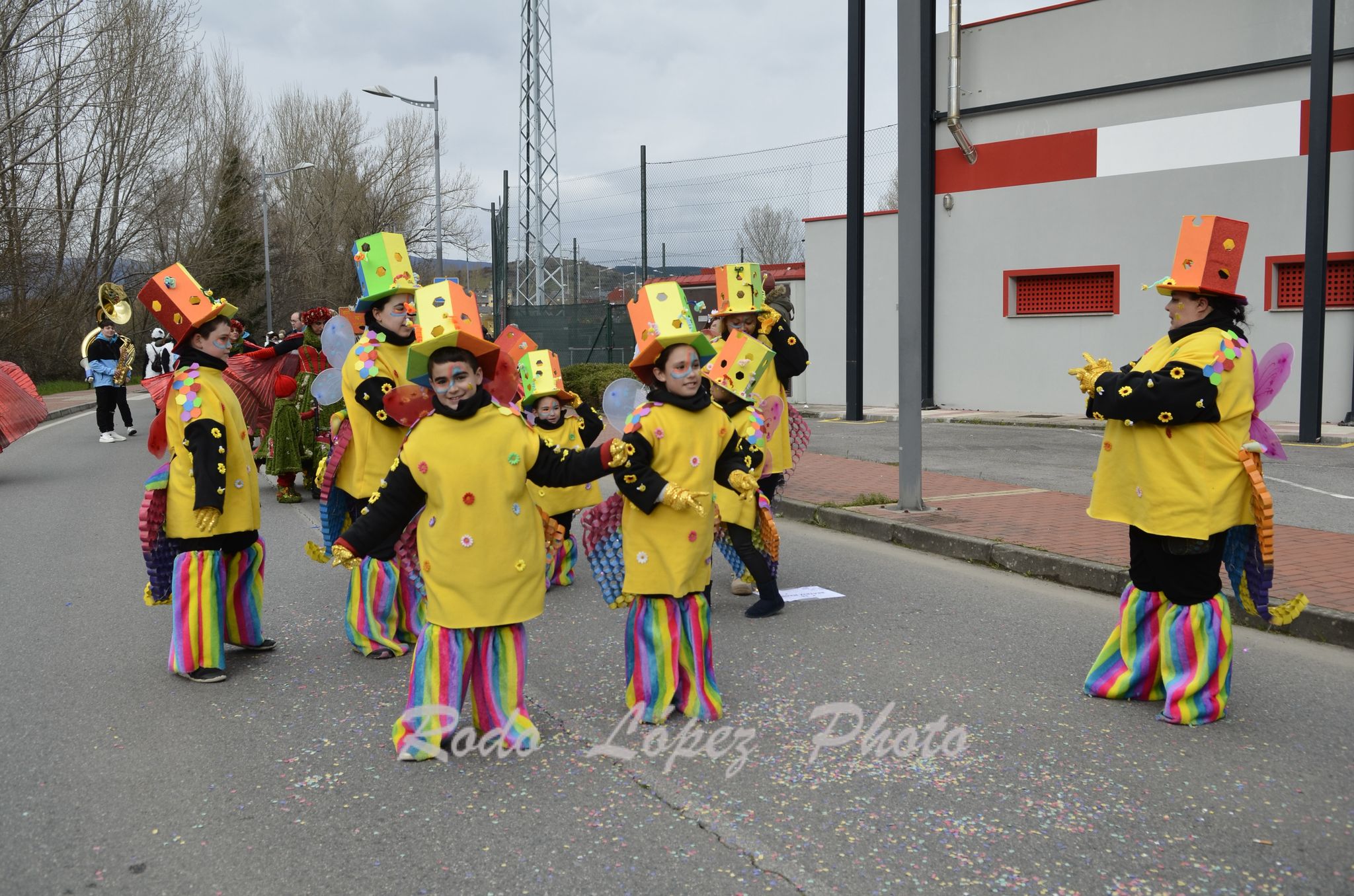 Las Calles de Bembibre se llenan de color en el Desfile de Carnaval 2025 41