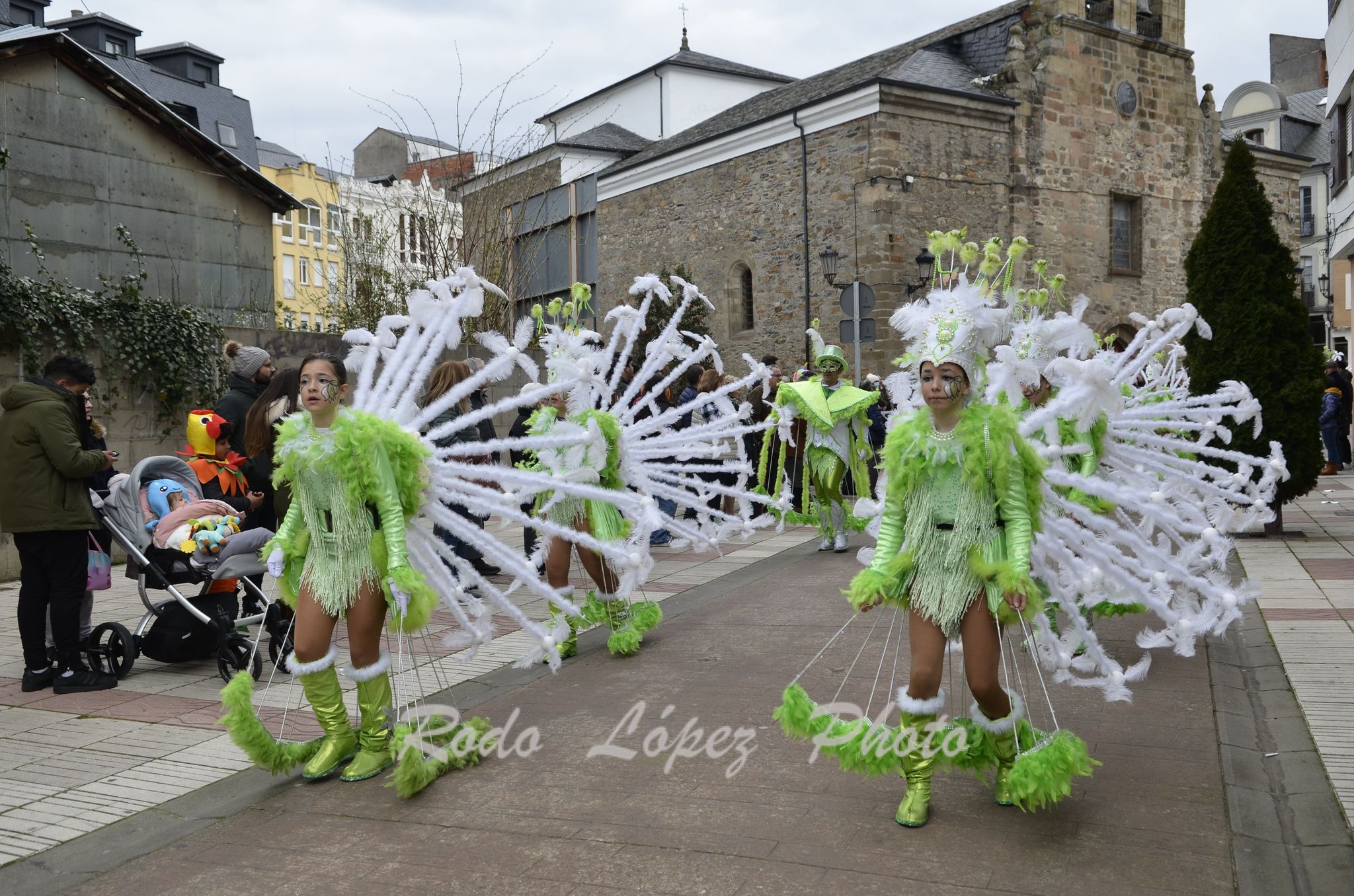 Las Calles de Bembibre se llenan de color en el Desfile de Carnaval 2025 54