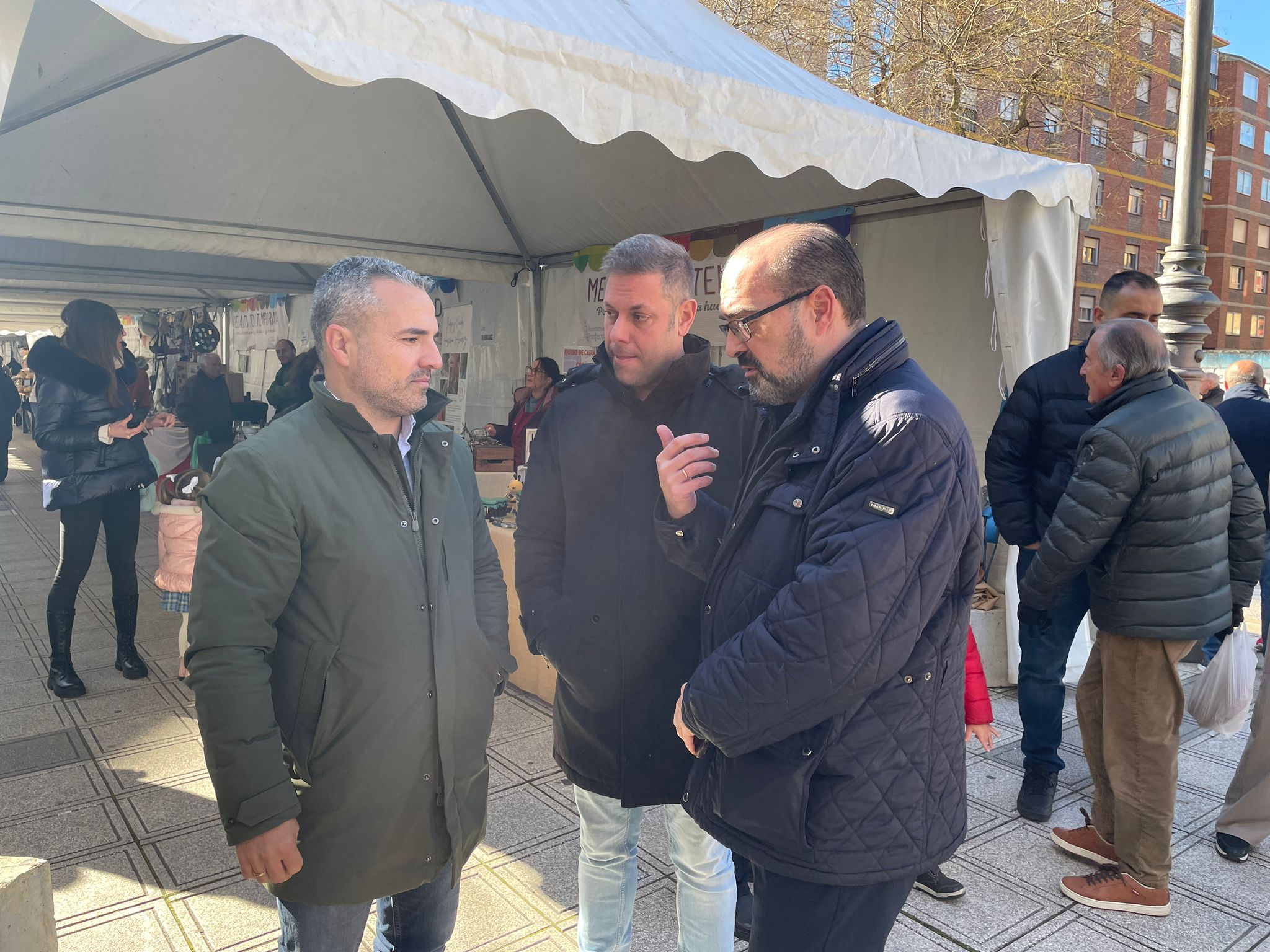 Arranca el mercado de Invierno de Ponferrada con 24 productores y lo mejor de nuestra tierra 1