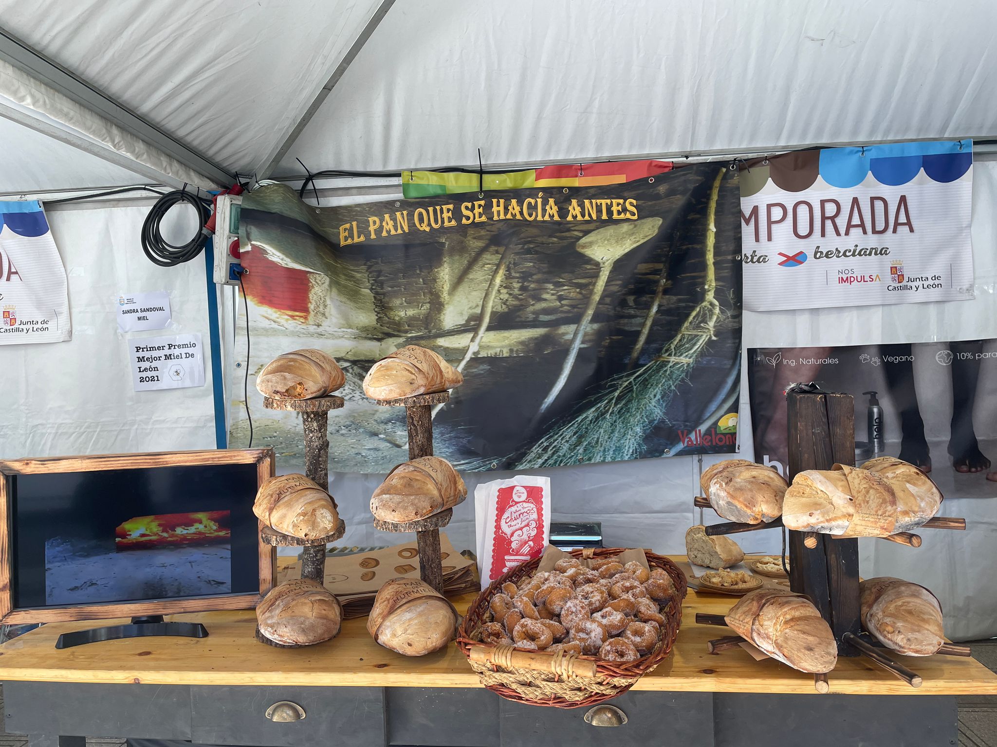 Arranca el mercado de Invierno de Ponferrada con 24 productores y lo mejor de nuestra tierra 4