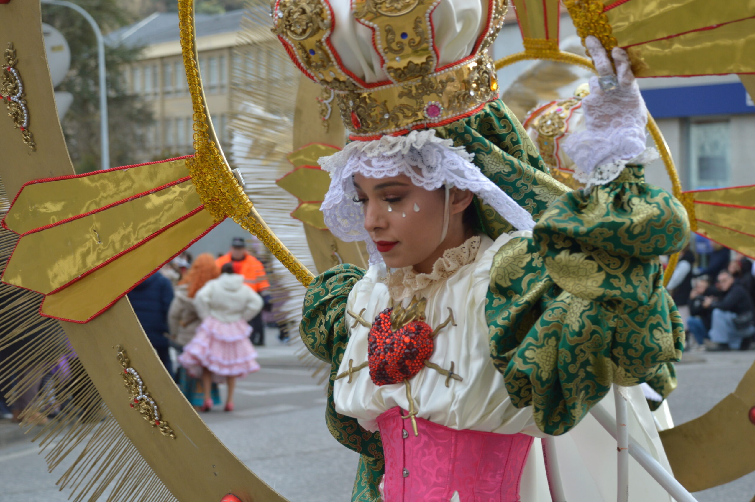 FOTOS | Carnaval Ponferrada 2025 | El tiempo respeta el tradicional desfile de disfraces 101