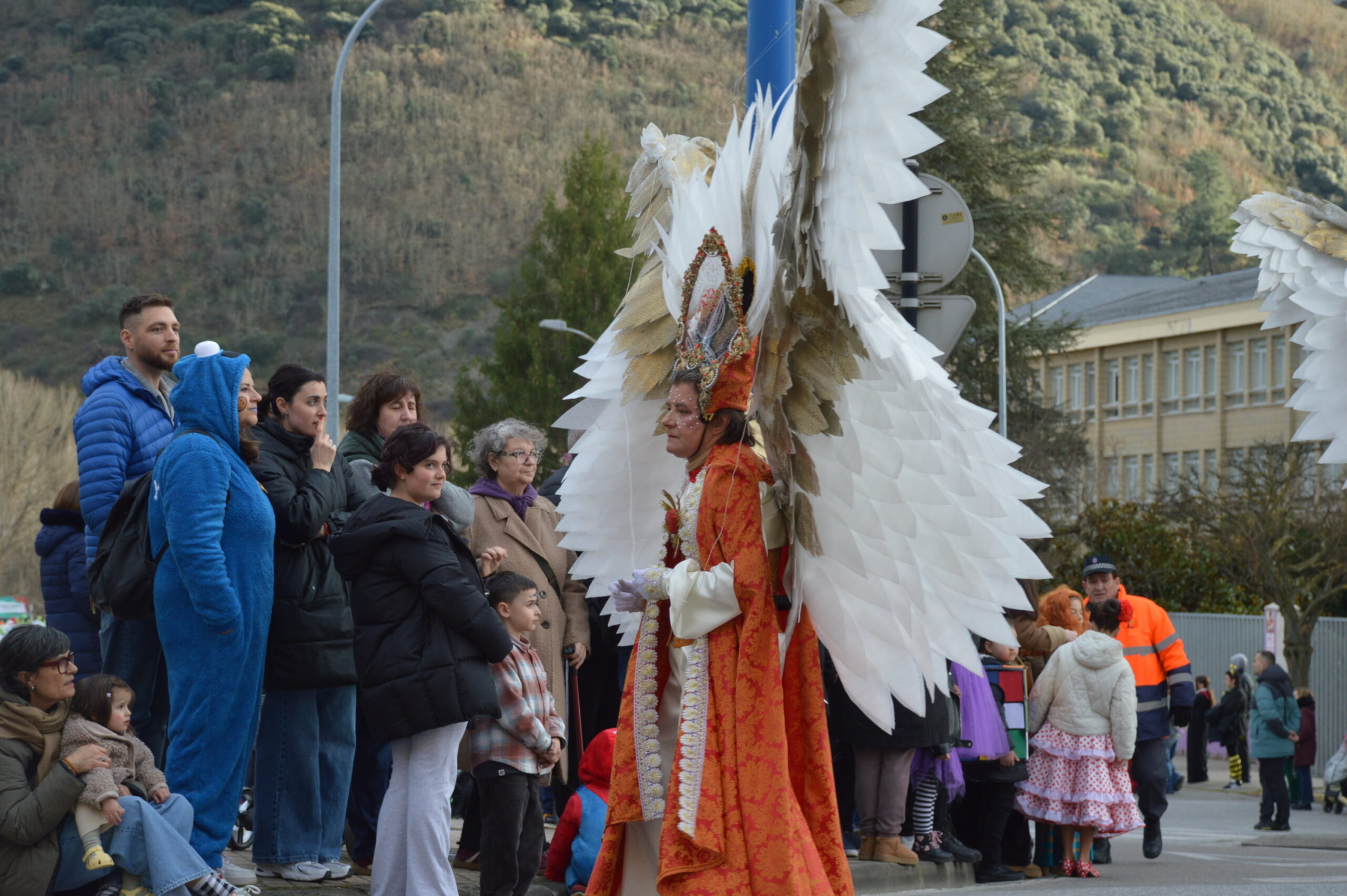 FOTOS | Carnaval Ponferrada 2025 | El tiempo respeta el tradicional desfile de disfraces 98