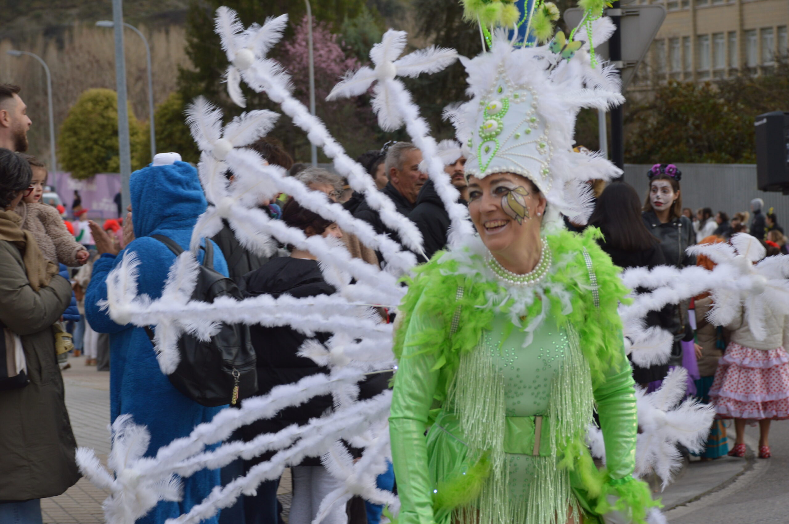 FOTOS | Carnaval Ponferrada 2025 | El tiempo respeta el tradicional desfile de disfraces 76