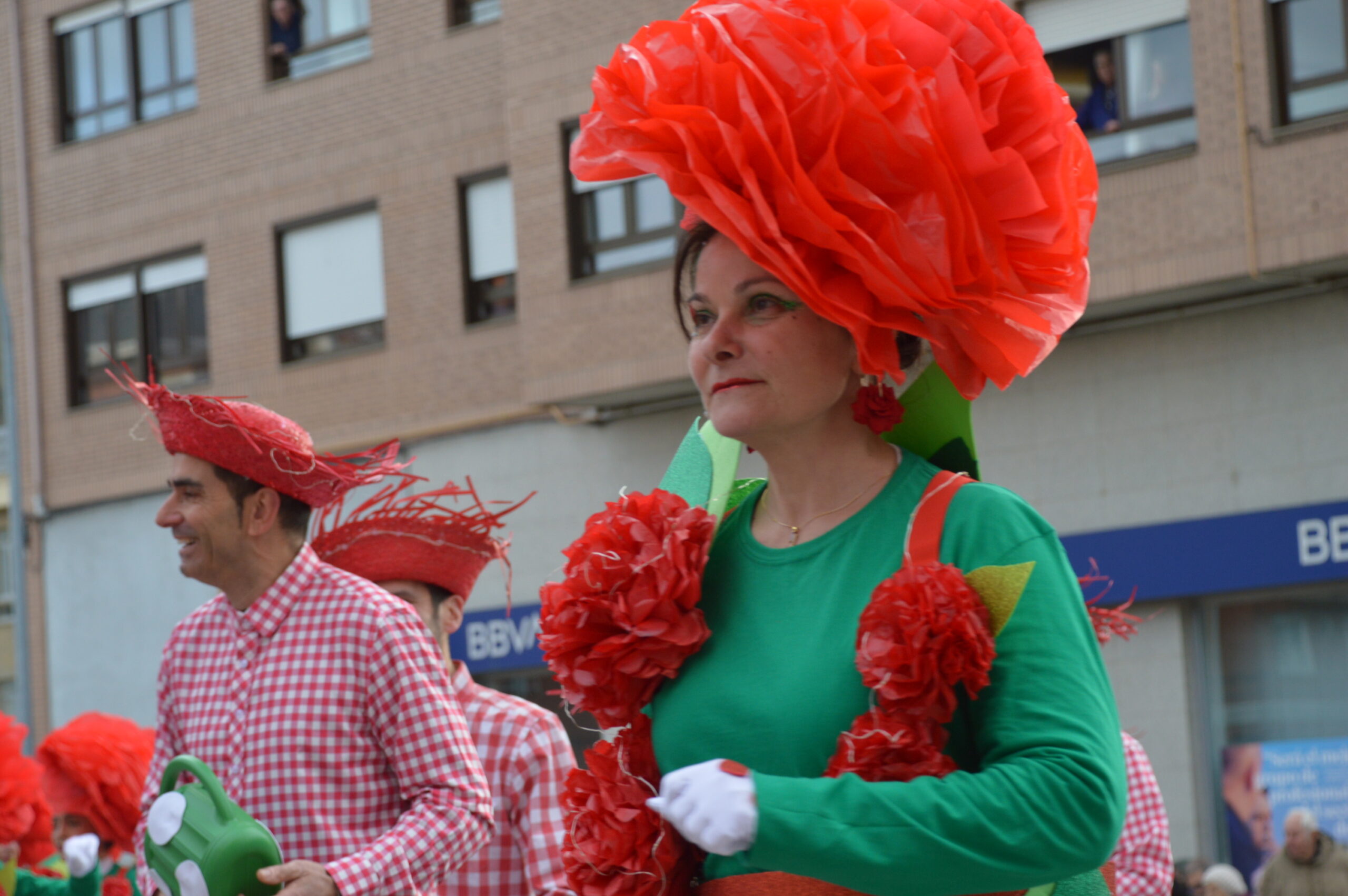 FOTOS | Carnaval Ponferrada 2025 | El tiempo respeta el tradicional desfile de disfraces 67