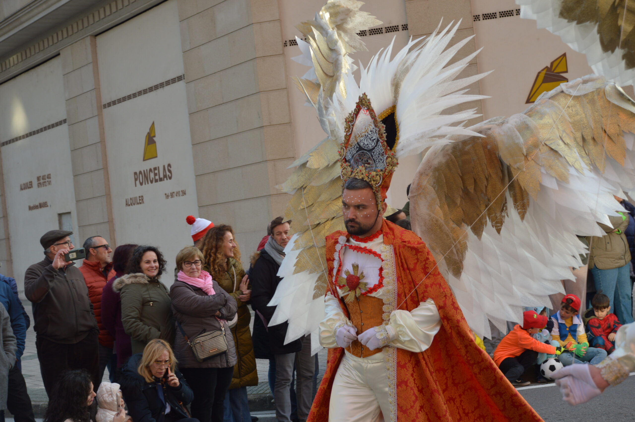 FOTOS | Carnaval Ponferrada 2025 | El tiempo respeta el tradicional desfile de disfraces 116