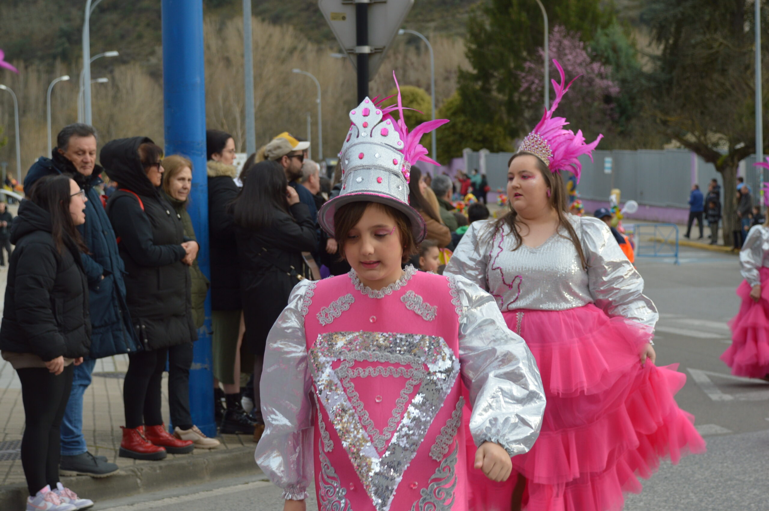 FOTOS | Carnaval Ponferrada 2025 | El tiempo respeta el tradicional desfile de disfraces 55