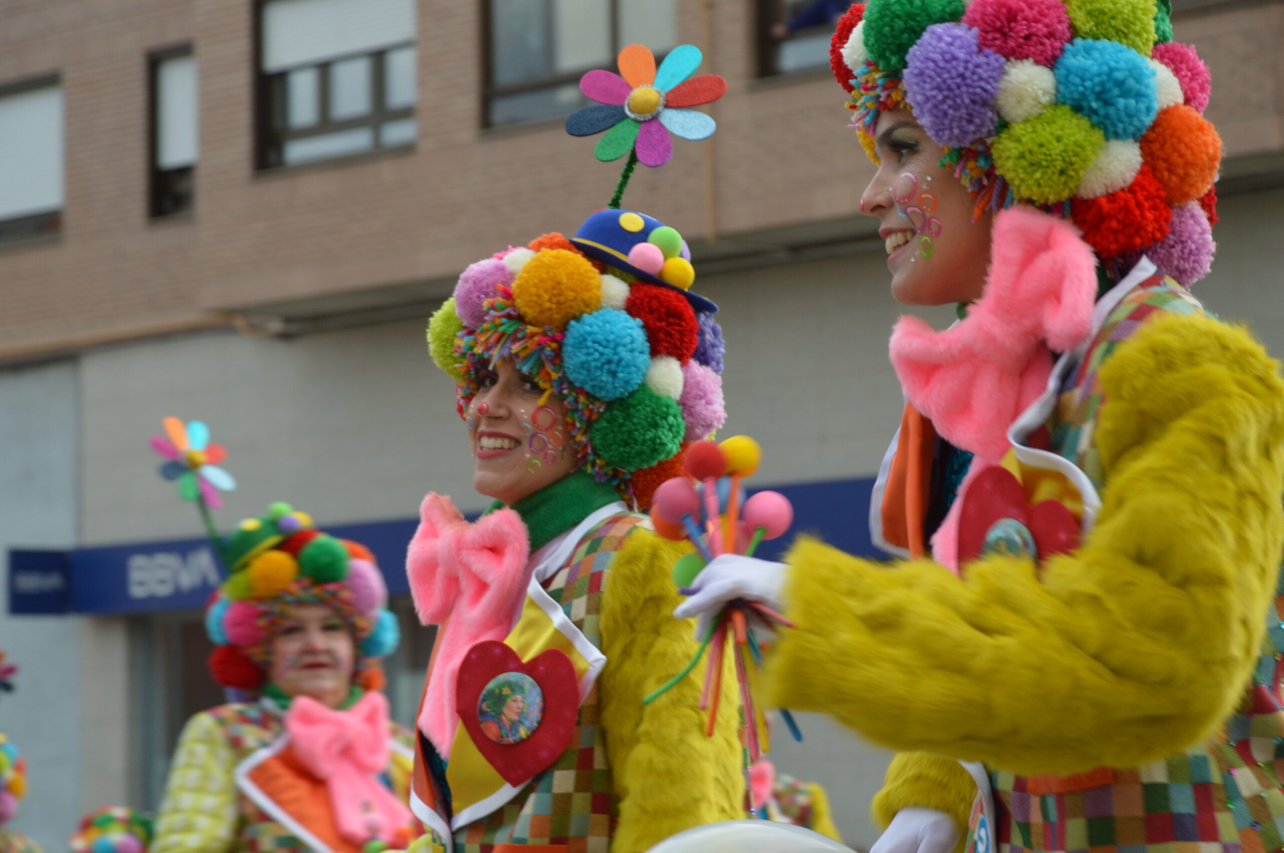 FOTOS | Carnaval Ponferrada 2025 | El tiempo respeta el tradicional desfile de disfraces 46