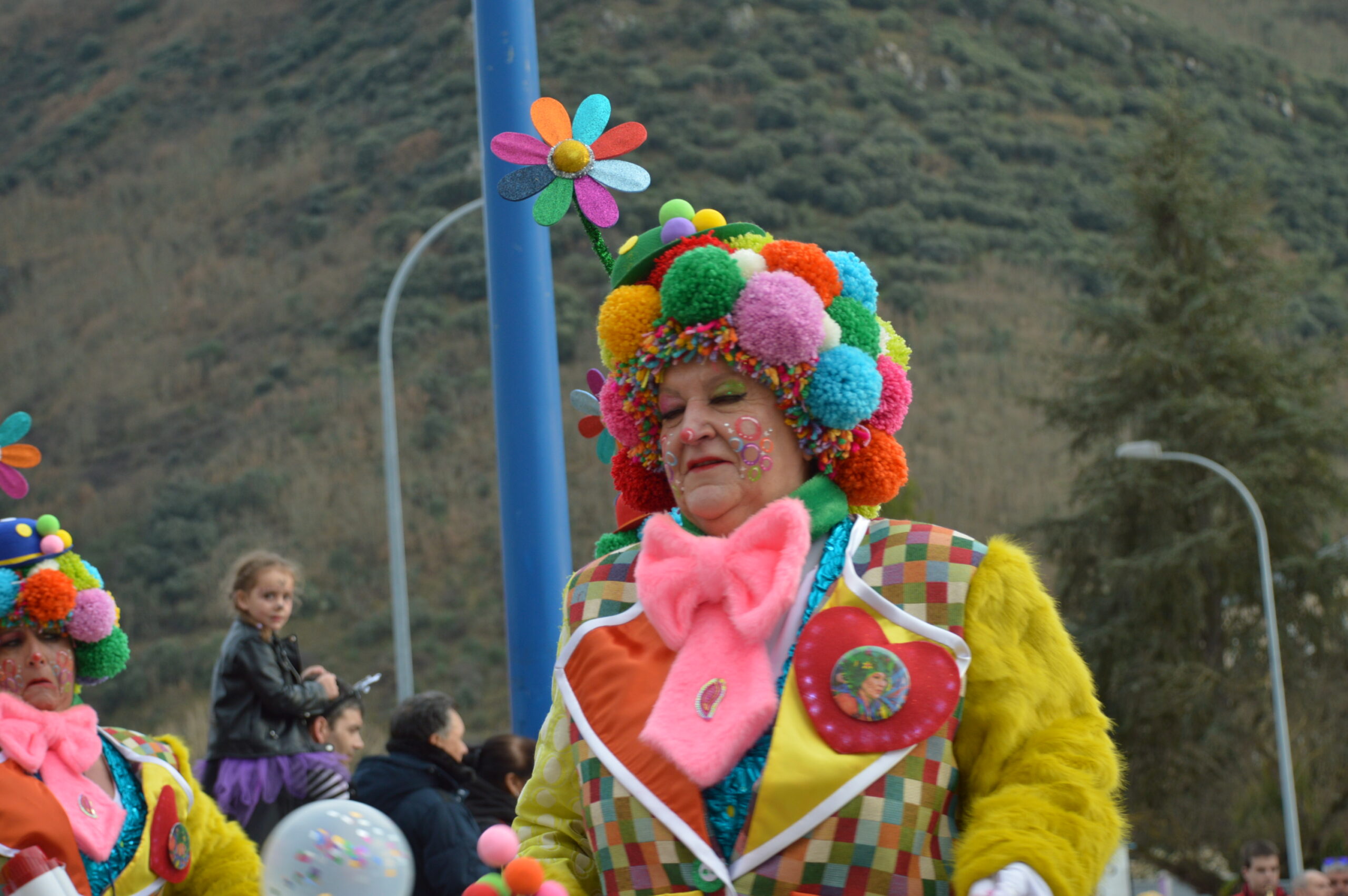 FOTOS | Carnaval Ponferrada 2025 | El tiempo respeta el tradicional desfile de disfraces 35