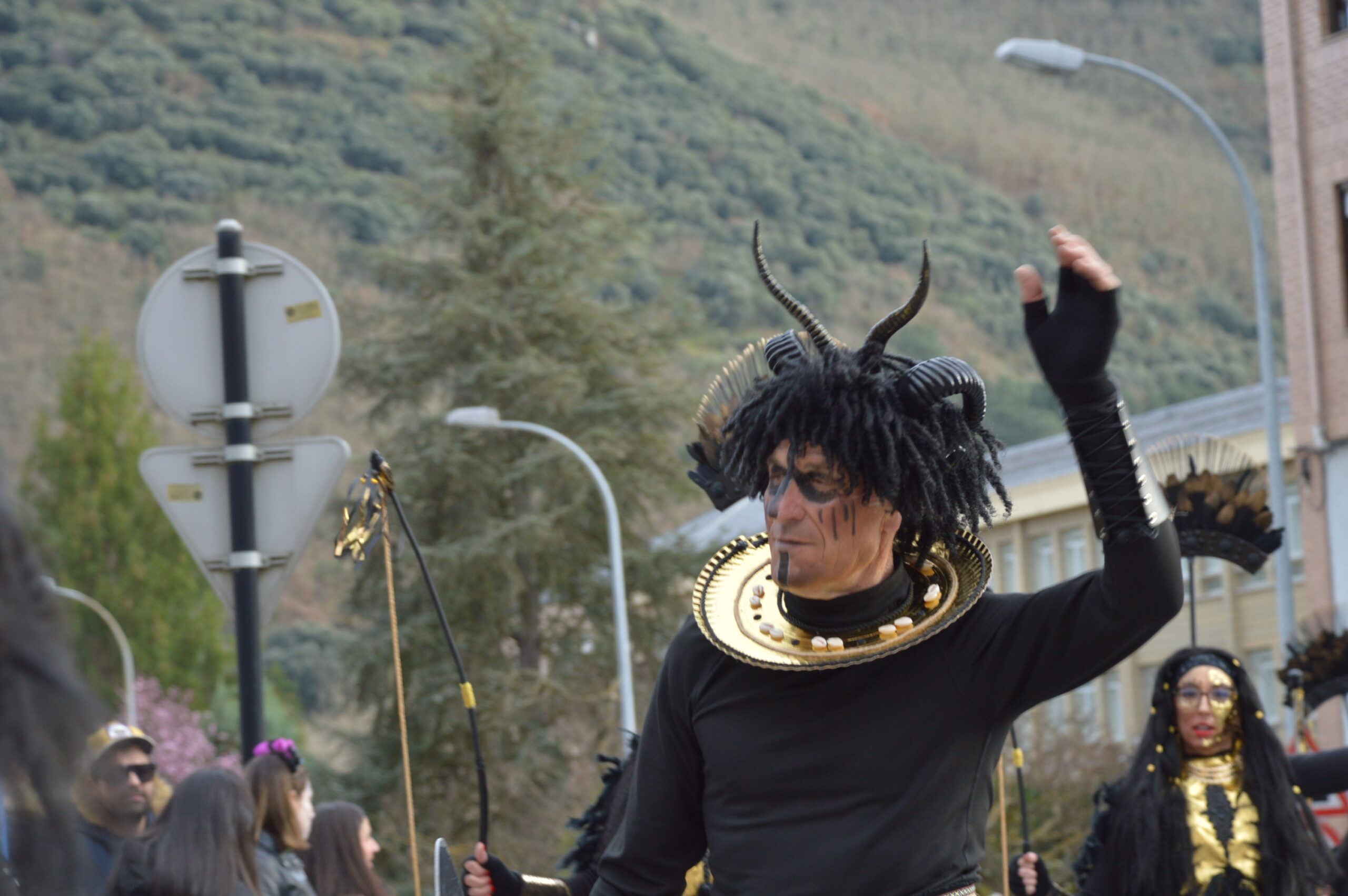 FOTOS | Carnaval Ponferrada 2025 | El tiempo respeta el tradicional desfile de disfraces 207