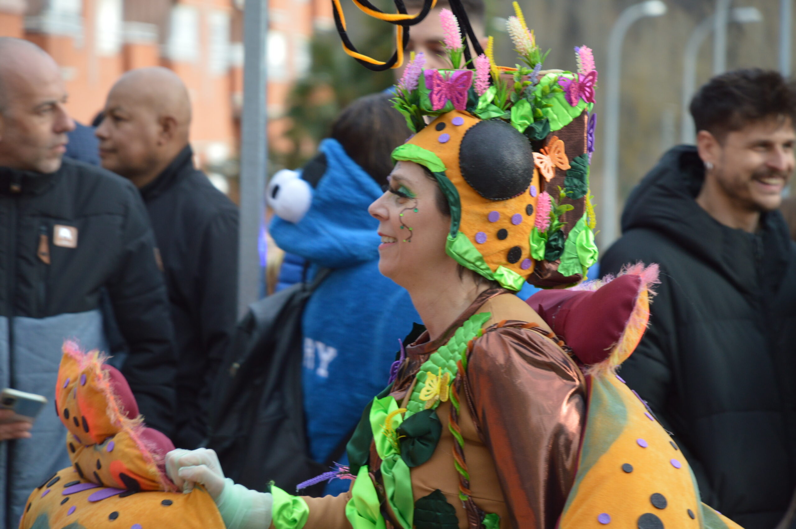 FOTOS | Carnaval Ponferrada 2025 | El tiempo respeta el tradicional desfile de disfraces 22