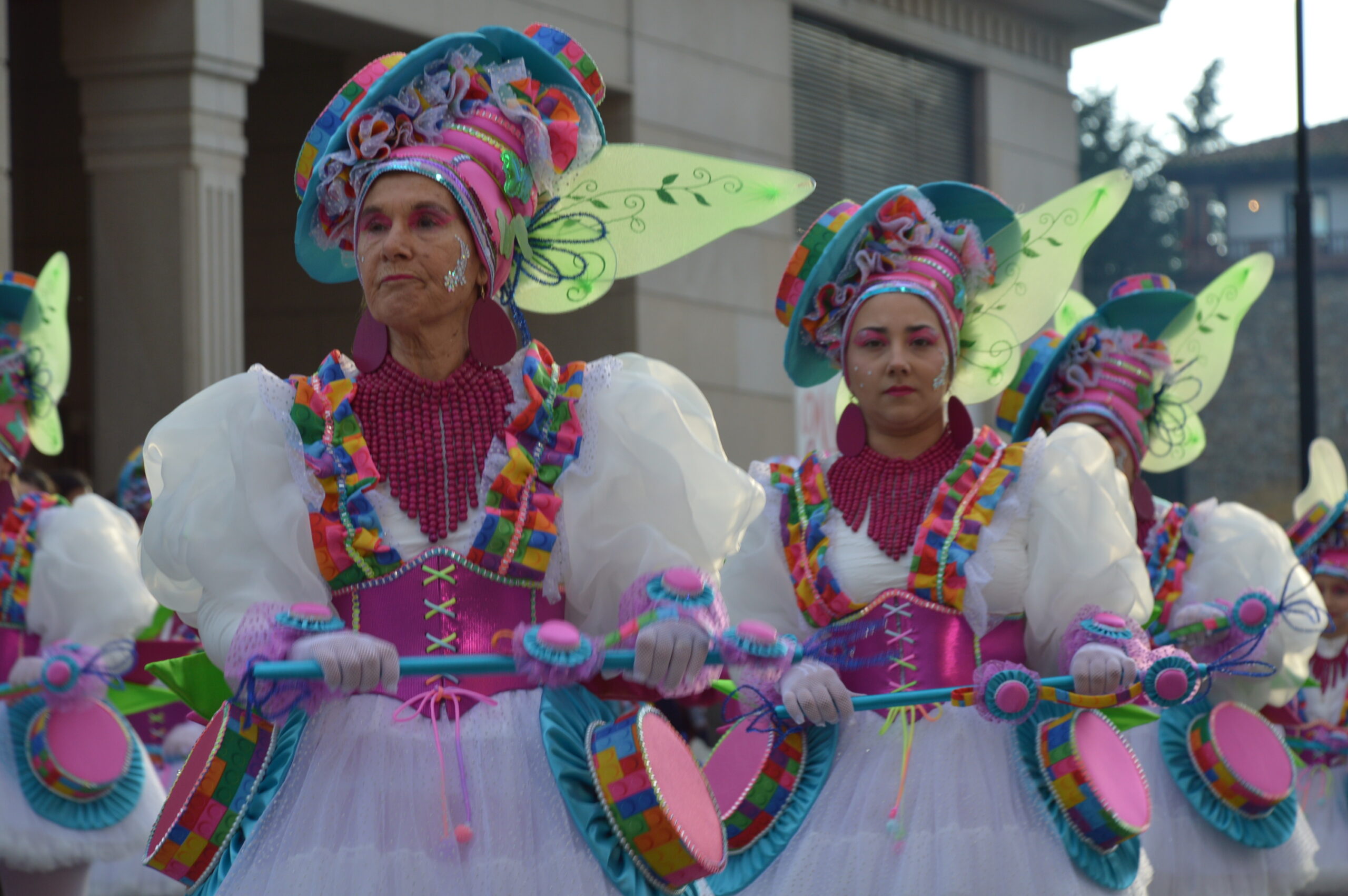 FOTOS | Carnaval Ponferrada 2025 | El tiempo respeta el tradicional desfile de disfraces 4