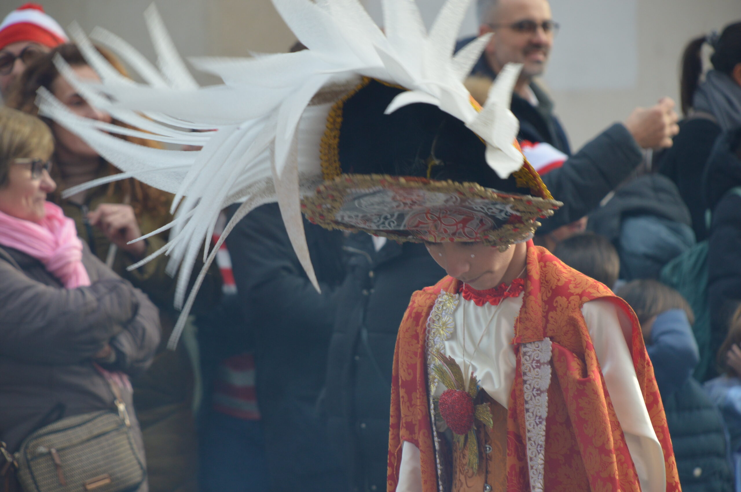 FOTOS | Carnaval Ponferrada 2025 | El tiempo respeta el tradicional desfile de disfraces 153