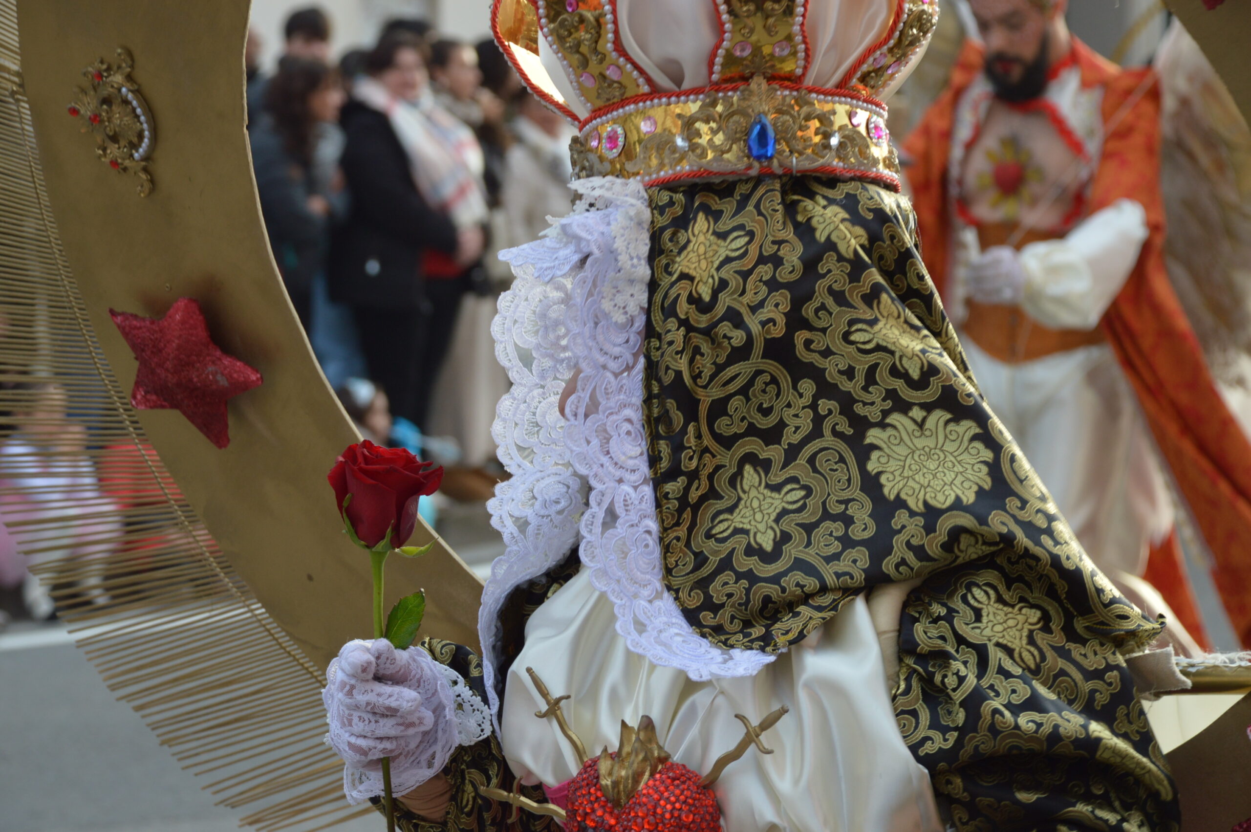 FOTOS | Carnaval Ponferrada 2025 | El tiempo respeta el tradicional desfile de disfraces 143