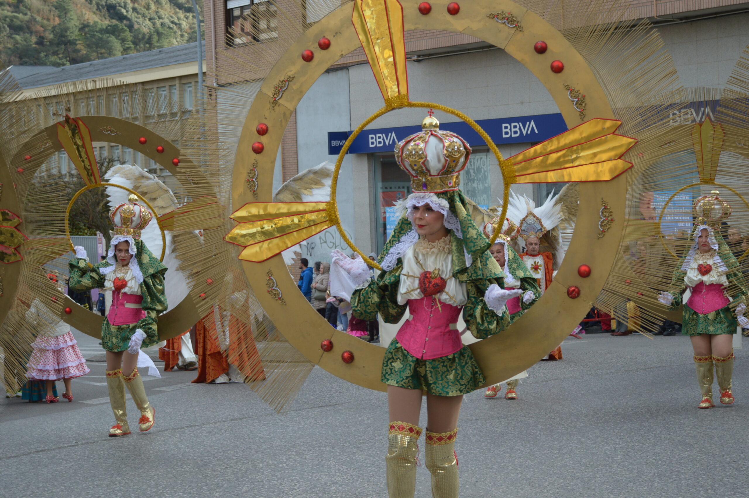 FOTOS | Carnaval Ponferrada 2025 | El tiempo respeta el tradicional desfile de disfraces 121