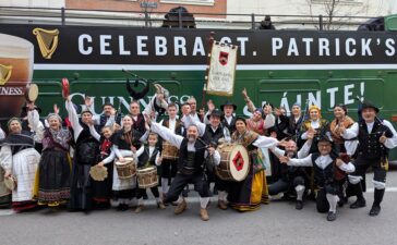 Los Templarios del Oza orgullosos de unirse un año más al Desfile de San Patricio en Madrid 3