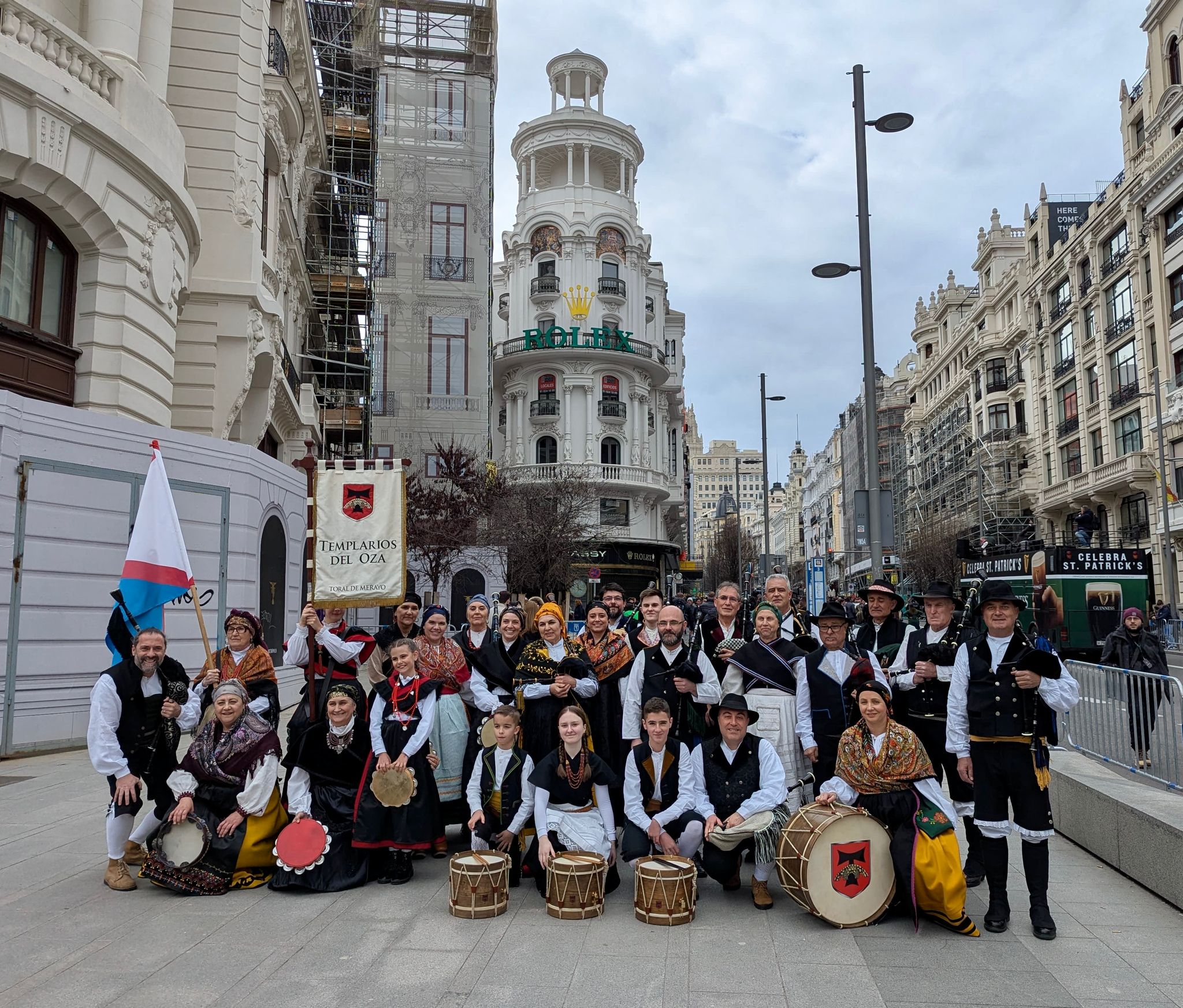 Los Templarios del Oza orgullosos de unirse un año más al Desfile de San Patricio en Madrid 2