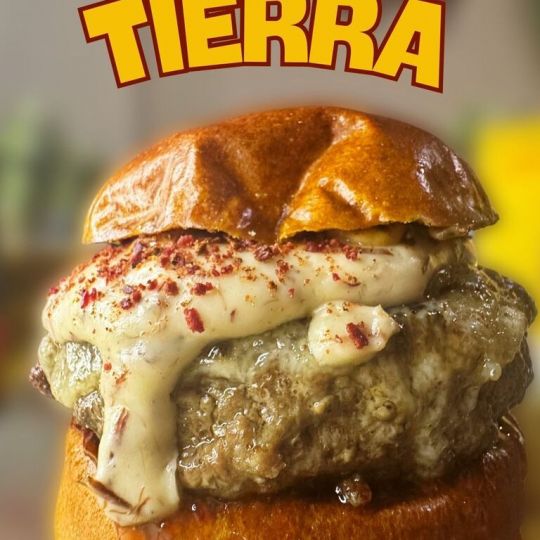 EM2 de The Carnivan en León, seleccionada entre los finalistas de la Mejor Hamburguesa de España 2