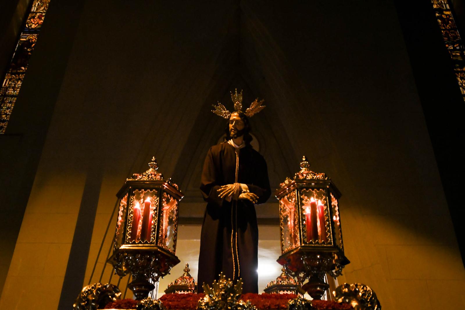 El frío nocturno no impidió una emotiva procesión de Jesús del Amor más Grande en Ponferrada 7 El frío nocturno no impidió una emotiva procesión de Jesús del Amor más Grande en Ponferrada 7