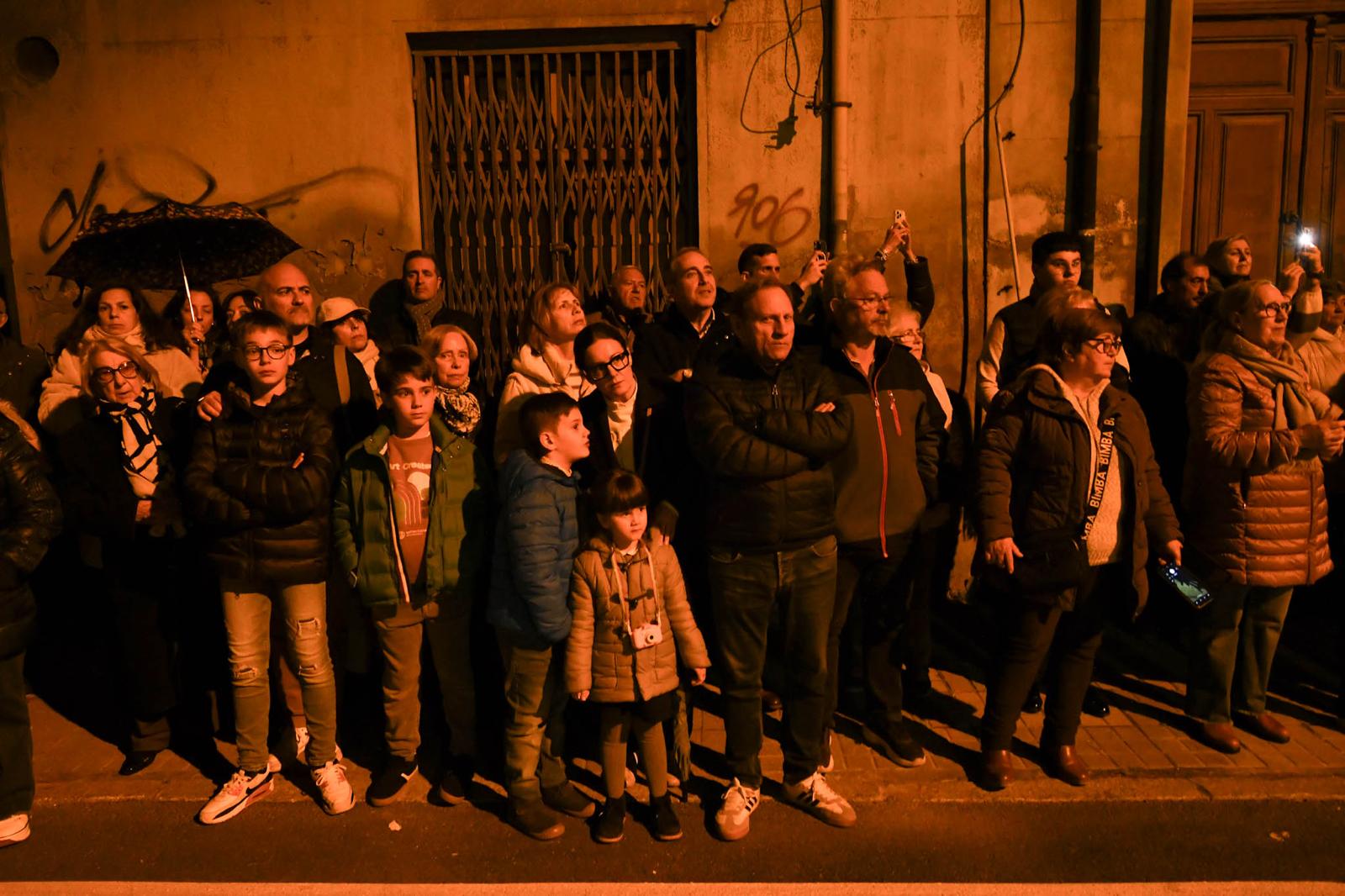 El frío nocturno no impidió una emotiva procesión de Jesús del Amor más Grande en Ponferrada 26 El frío nocturno no impidió una emotiva procesión de Jesús del Amor más Grande en Ponferrada 26