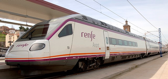 Renfe lanza su campaña de ‘Superprecios’ con billetes desde 9 euros para viajar este verano 1