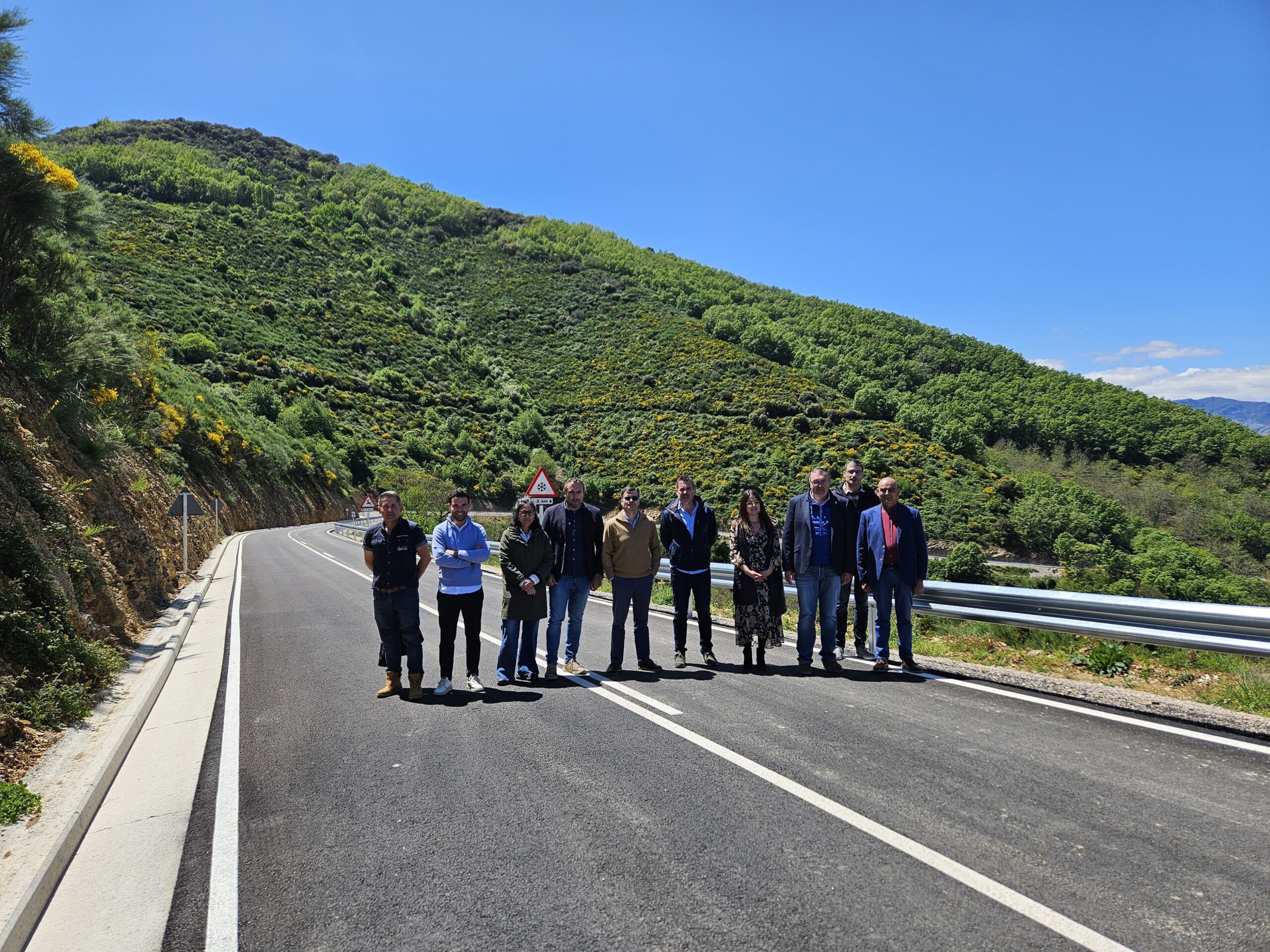 La Diputación invierte cerca de 1,5 millones de euros para mejorar la carretera de Castropete (Oencia) 1