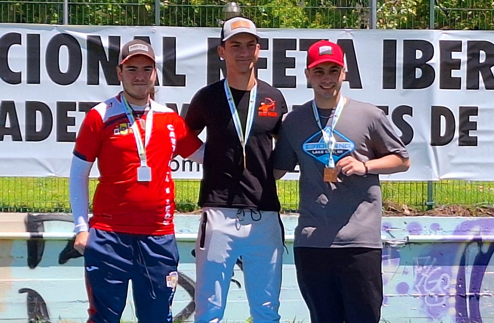 El arquero berciano Héctor González, subcampeón en el II Gran Premio Promesas Iberdrola de Tiro con Arco 1