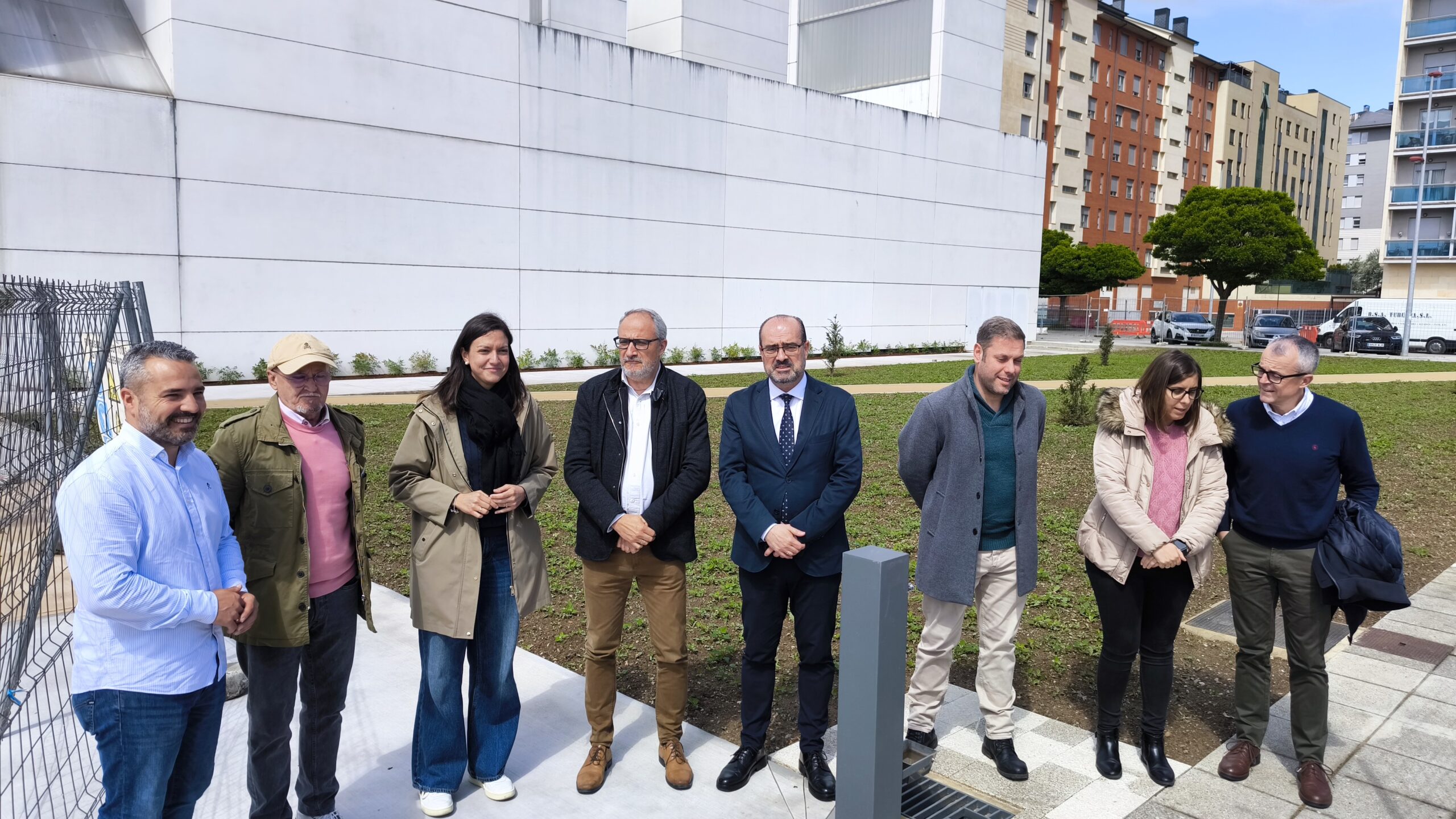 Finalizada la remodelación de la Plaza de la iglesia del Buen Pastor en La Rosaleda 2 Finalizada la remodelación de la Plaza de la iglesia del Buen Pastor en La Rosaleda 2