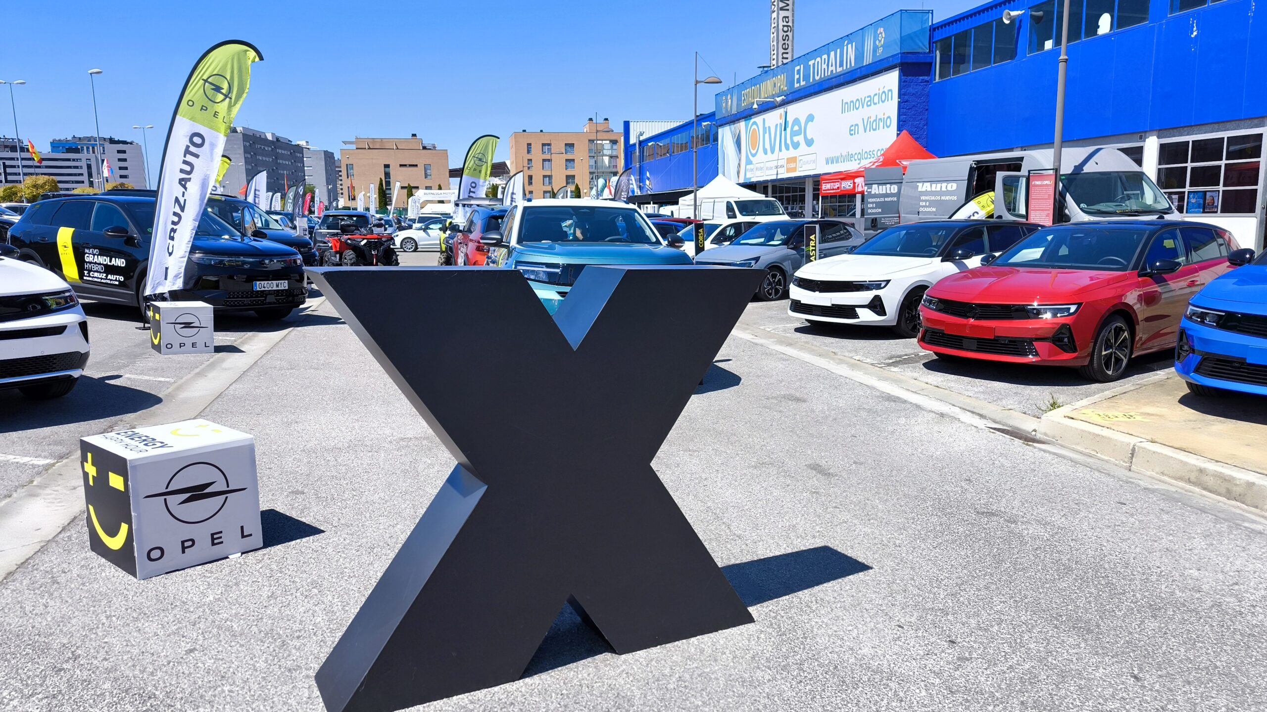 Abre Expocasión 2025 en el aparcamiento de El Toralín con la mayor oferta de vehículos 22